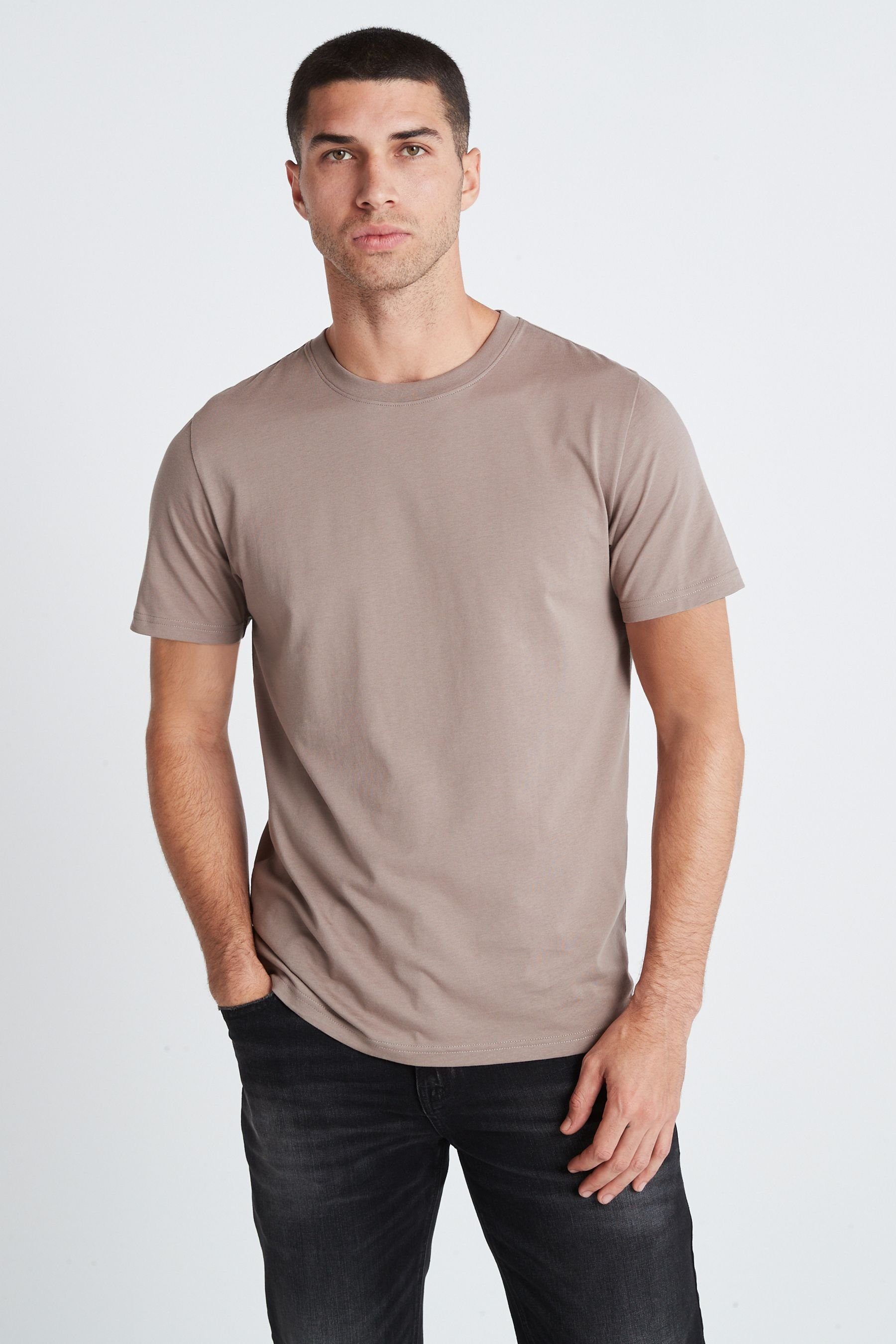 Next (1-tlg) mit Essential T-Shirt T-Shirt Brown Rundhalsausschnitt