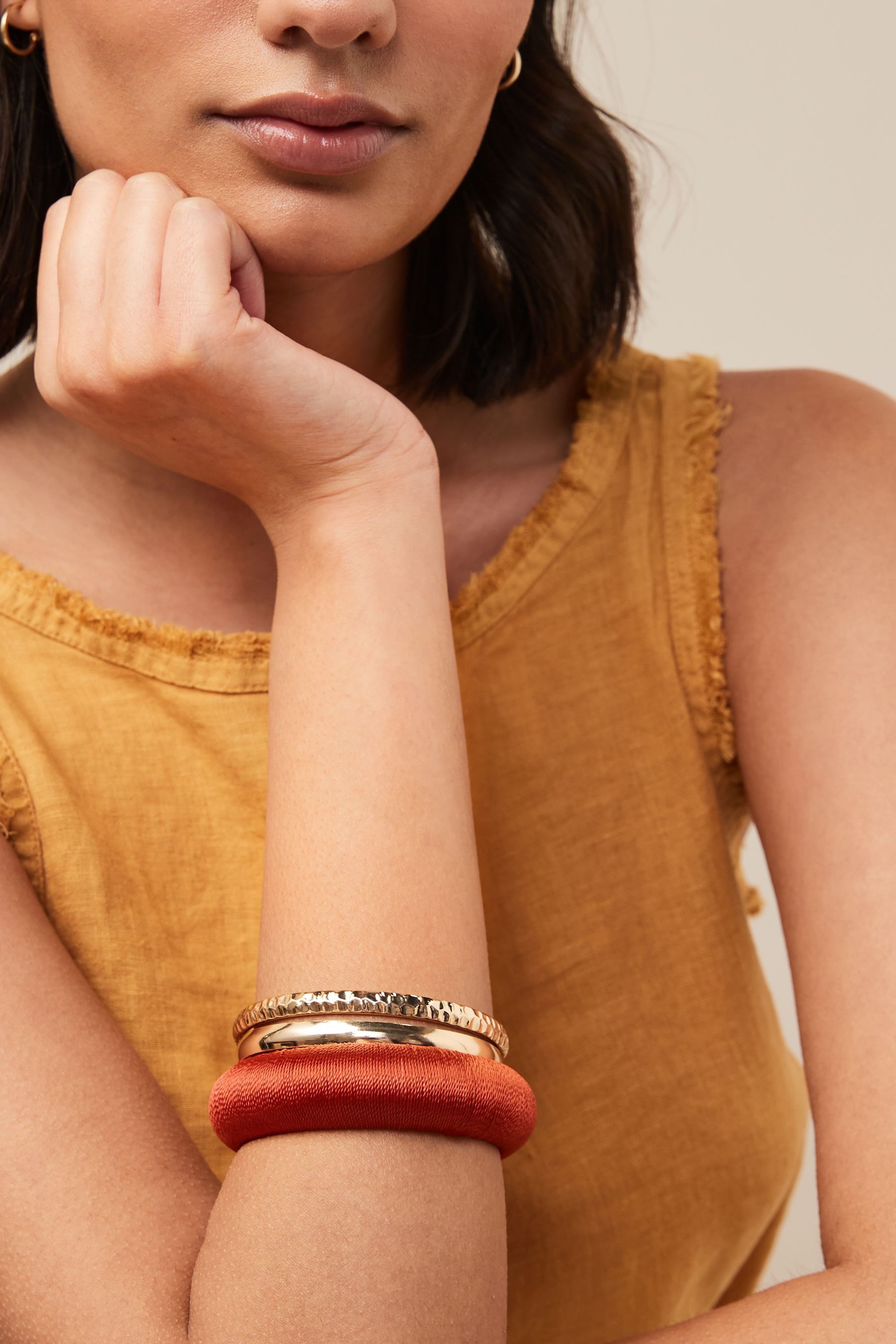 Next Armreif Set Umwickelte, breite Armr...