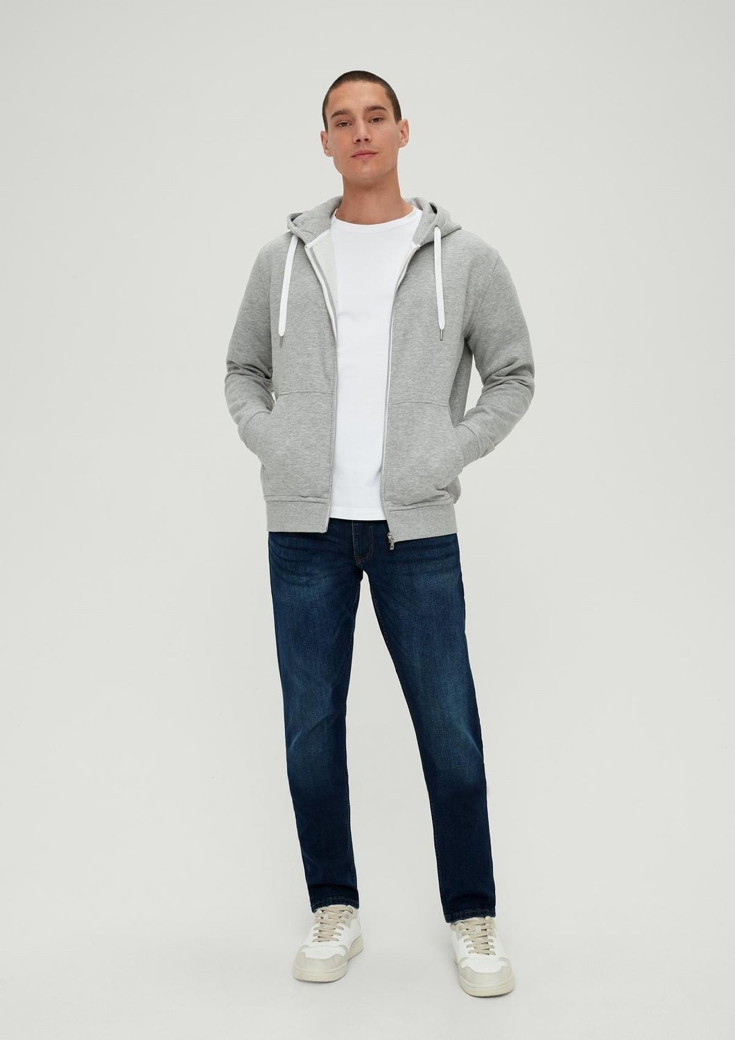 QS Slim-fit-Jeans RICK (1-tlg) Jeans Rick / Slim Fit / Mid Rise / Slim Leg