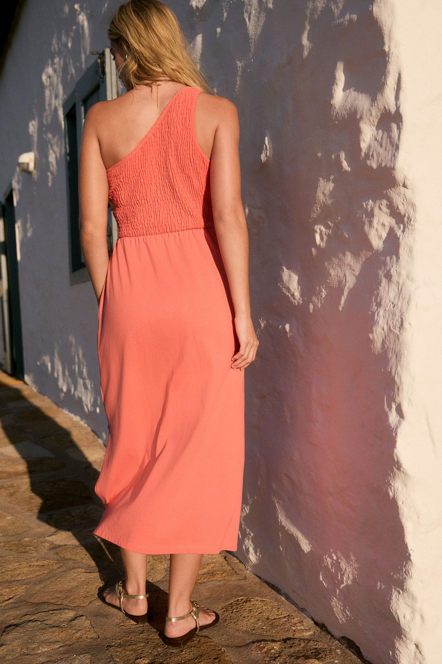 Next Midikleid Schulterfreies, gerafftes Midikleid, Baumwolle (1-tlg) günstig online kaufen