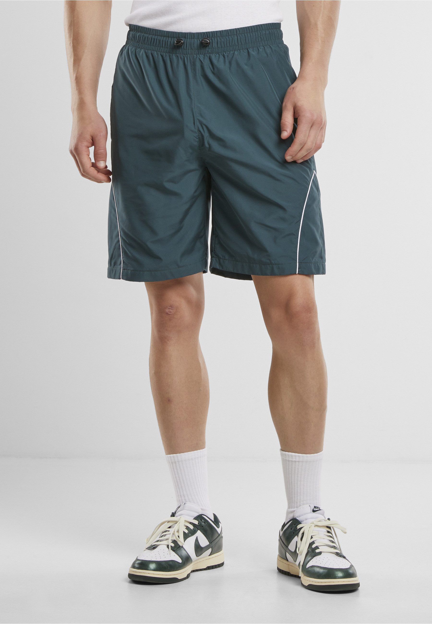URBAN CLASSICS Shorts Urban Classics Piped Panel Trackshorts (1-tlg)