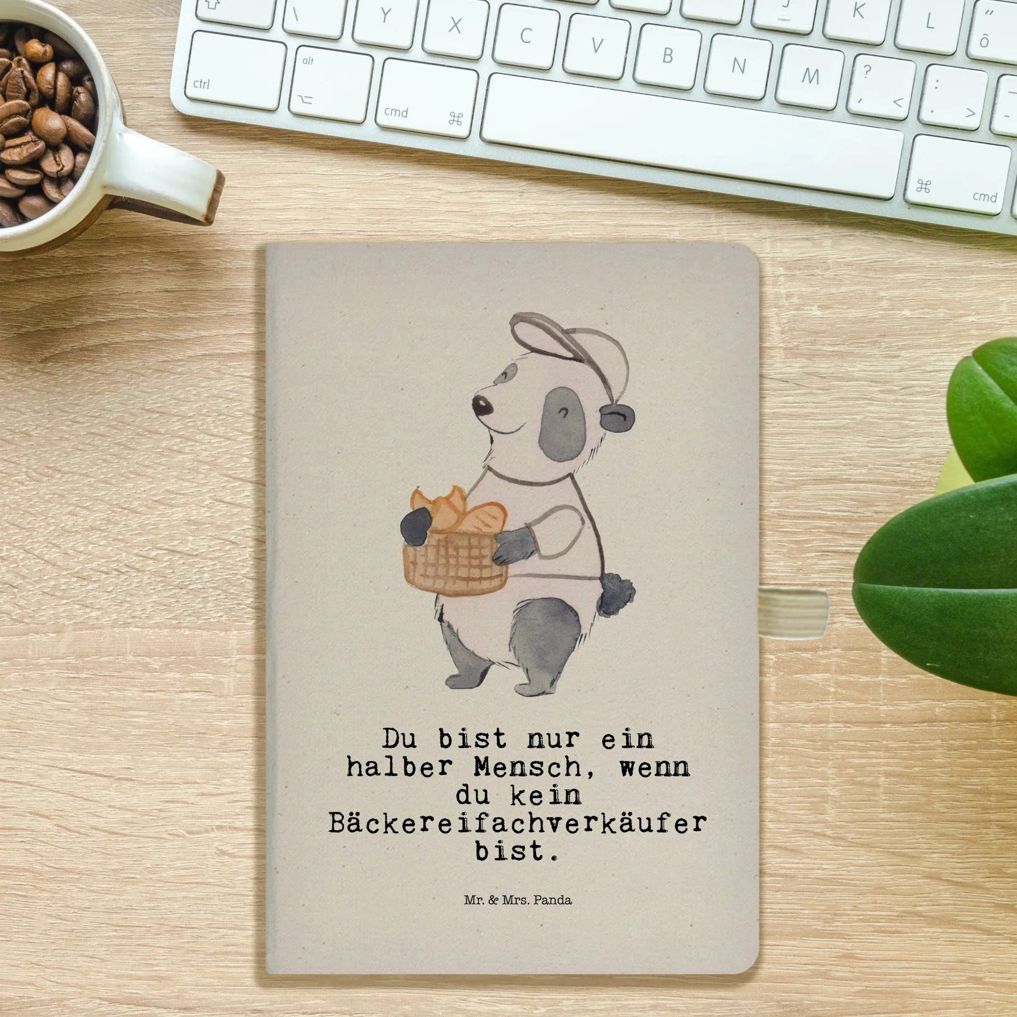 Thumbnail - Mr. & Mrs. Panda Notizbuch Bäckereifachverkäufer Herz - Transparent - Geschenk, Arbeitskollege, Mr. & Mrs. Panda, Inspir...
