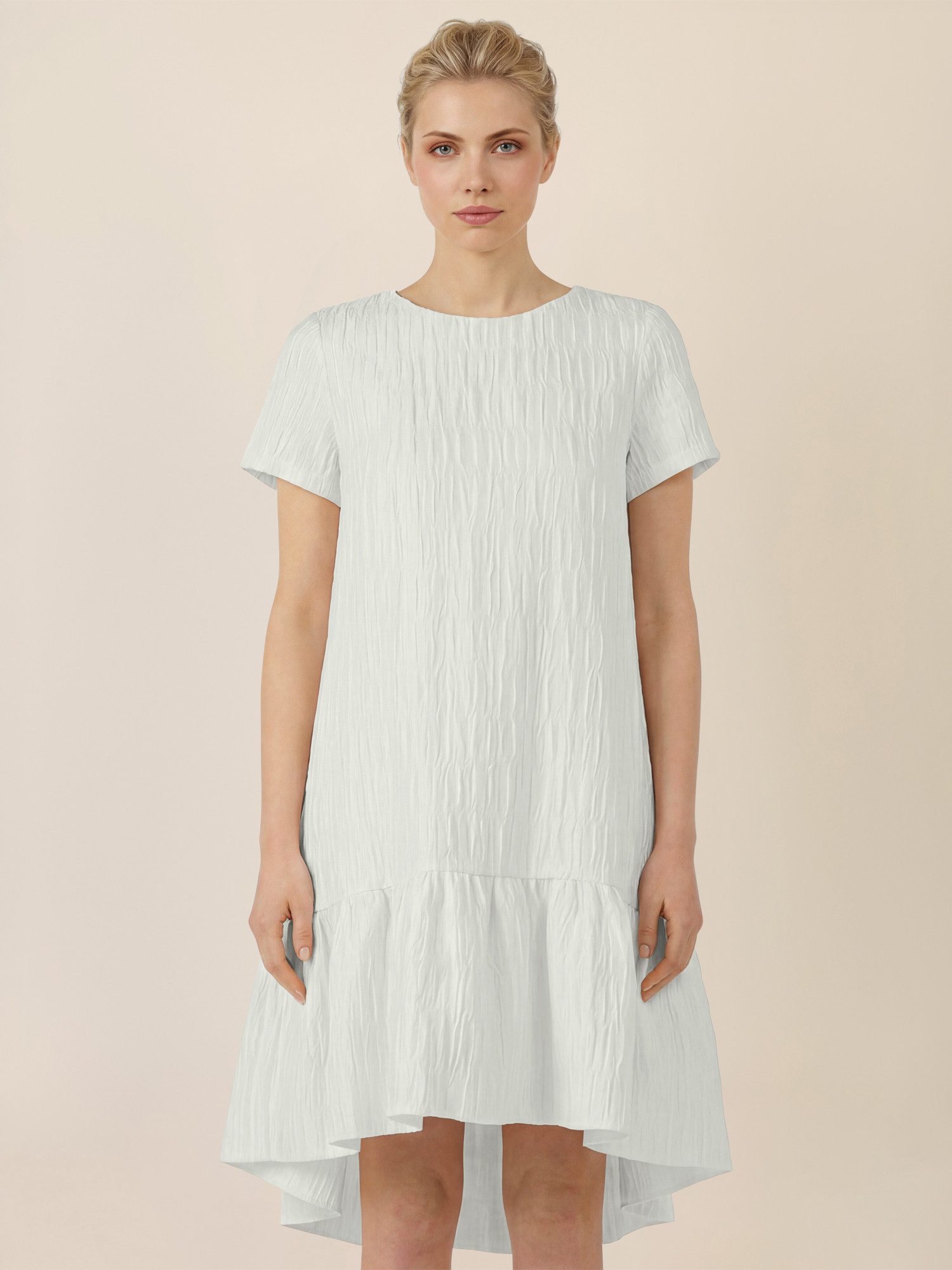 Apart Brautkleid mit Volantsaum