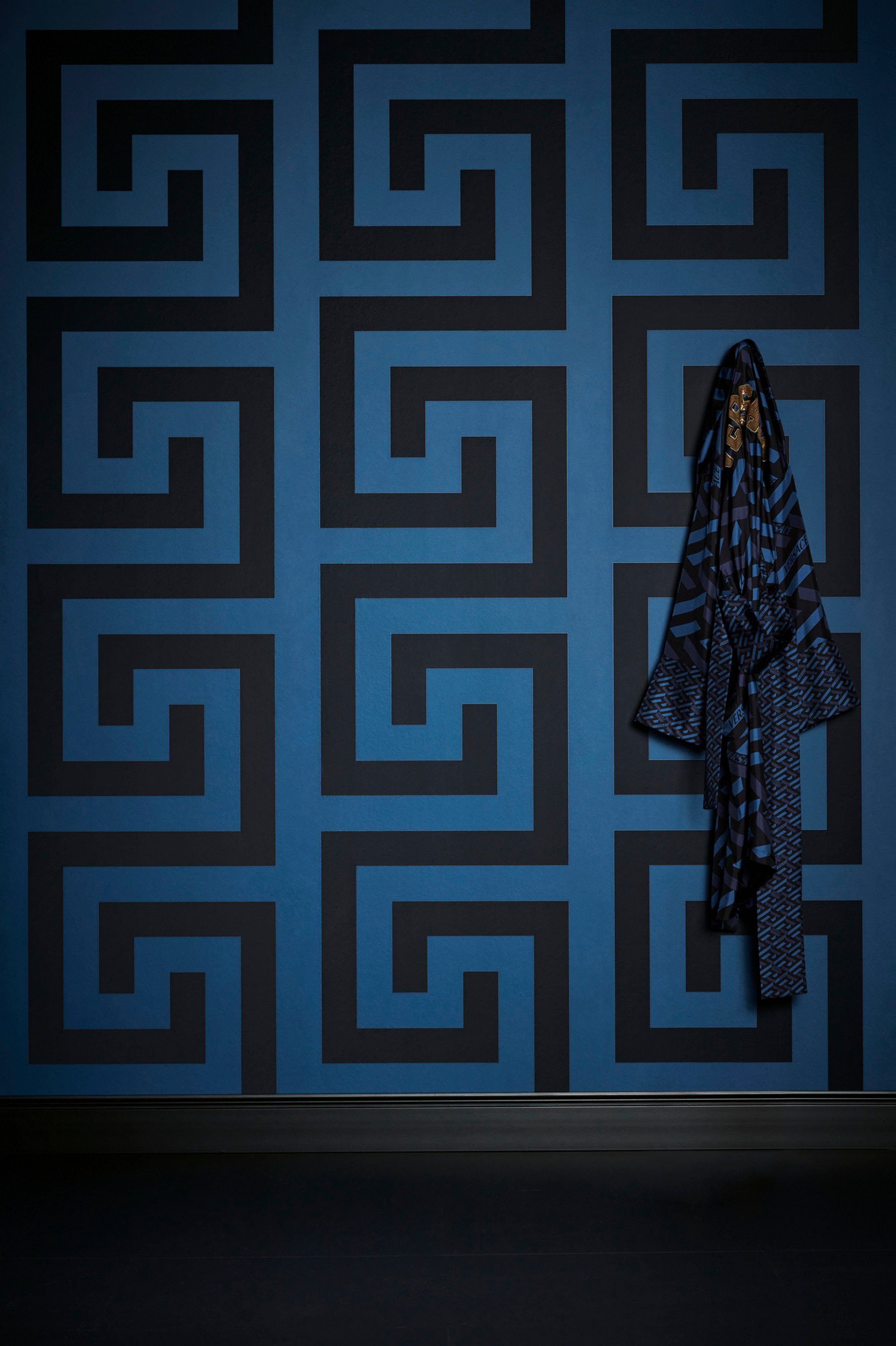 Versace Vliestapete strukturiert, St), Designertapete Versace metallic, glänzend, Wallpaper leicht (1 5 blau/schwarz Mäander