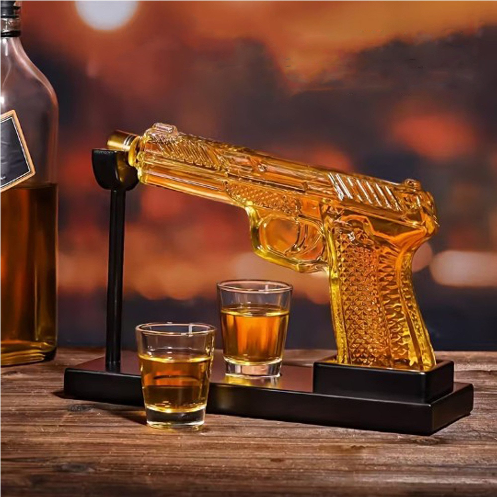 Deggelbam Karaffe Whisky Dekanter Pistolen-Design Glas Karaffe für Hausbar, Exklusives Geschenk für Männer, Vater, Bruder, Kollege & Freund
