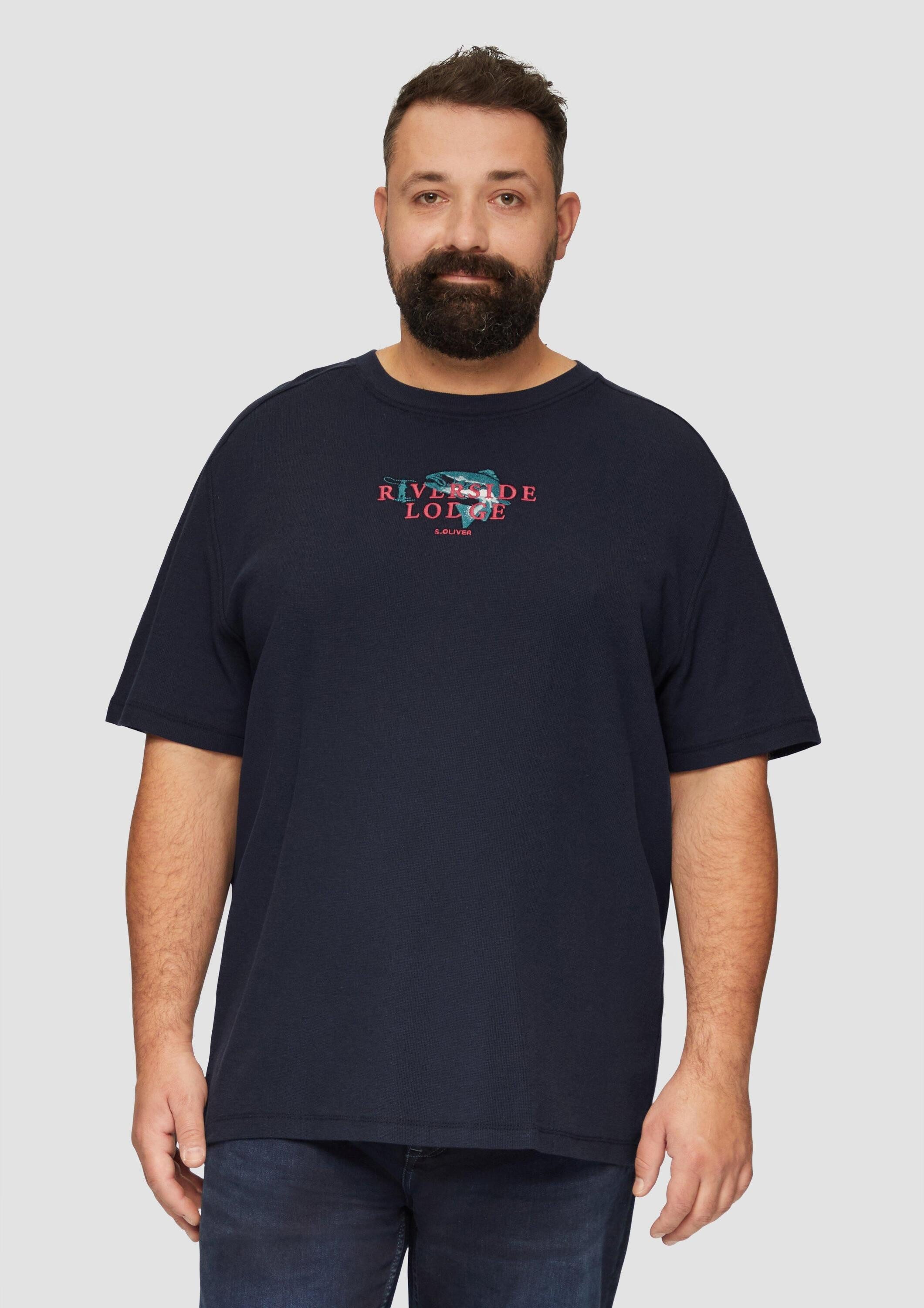 s.Oliver Kurzarmshirt T-Shirt T-Shirt mit Stickerei aus Waffeljersey, 360° Circular Vision