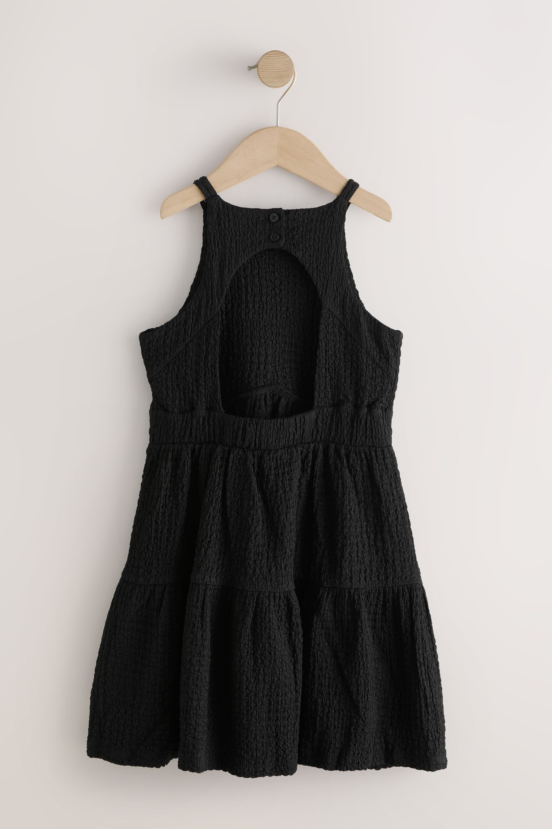 Next Trägerkleid Sommerkleid mit Trägern und Knitteroptik (1-tlg)