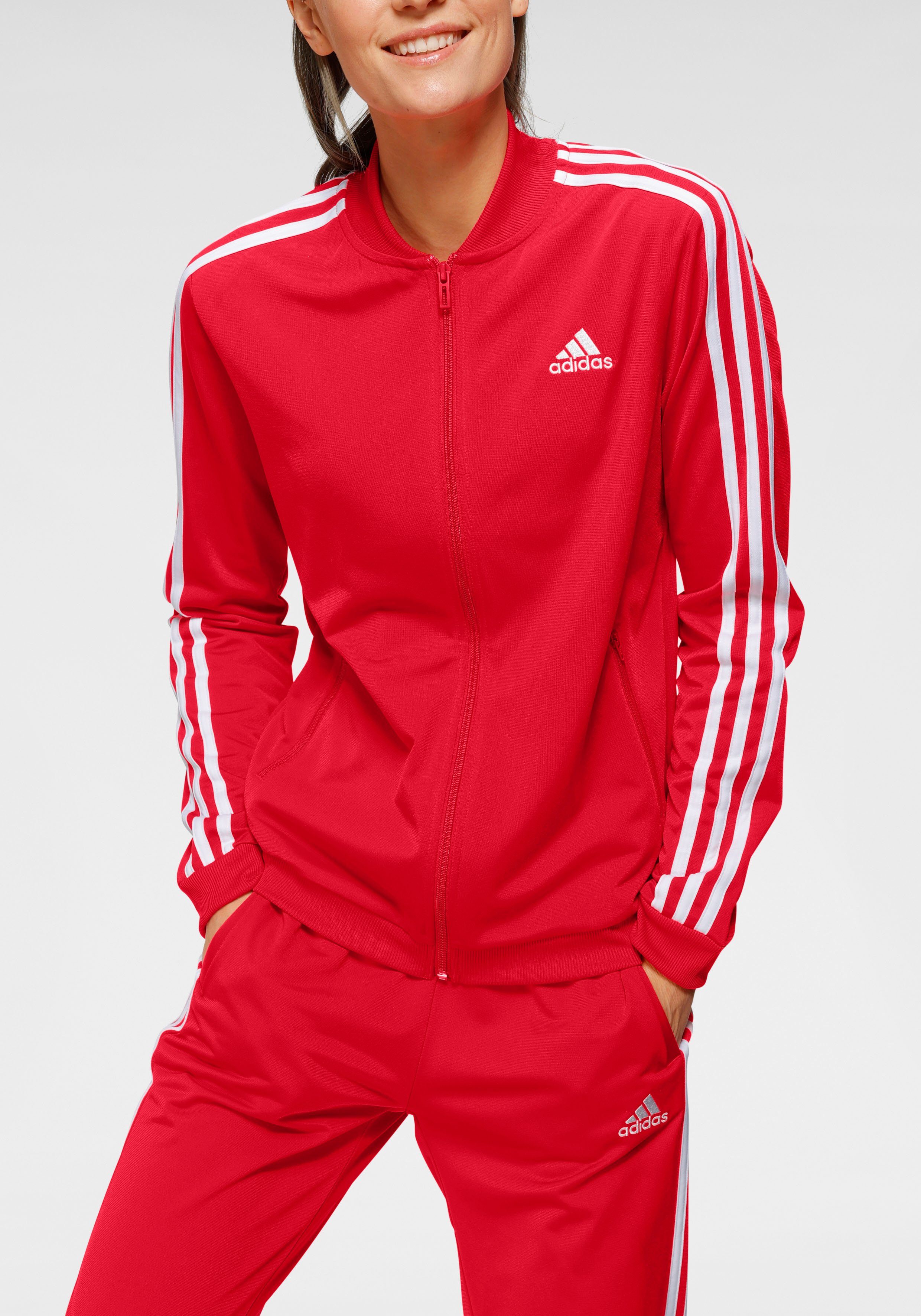 adidas Sportswear ESSENTIALS White Vivid Trainingsanzug (2-tlg) Red / 3-STREIFEN