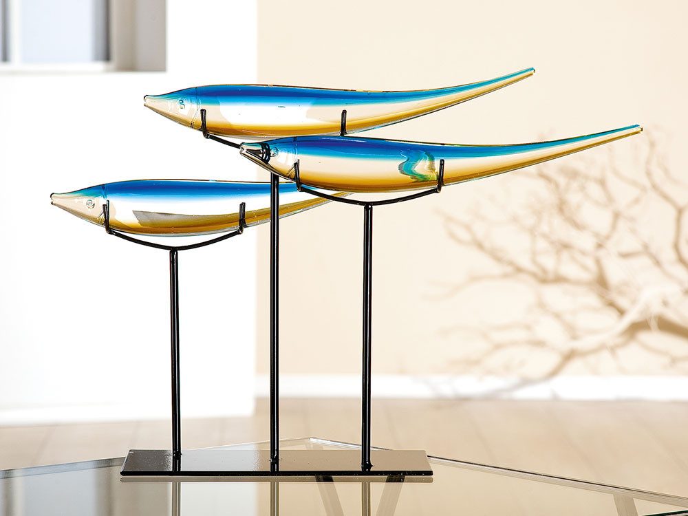 GILDE Skulptur Skulptur - blau - Glas, Metall - H. 37cm x T. 15cm x B. 48cm - Figur (1 Stück), Gestreifte Glasfigur & Glasskulptur mit Metallfigur-Details