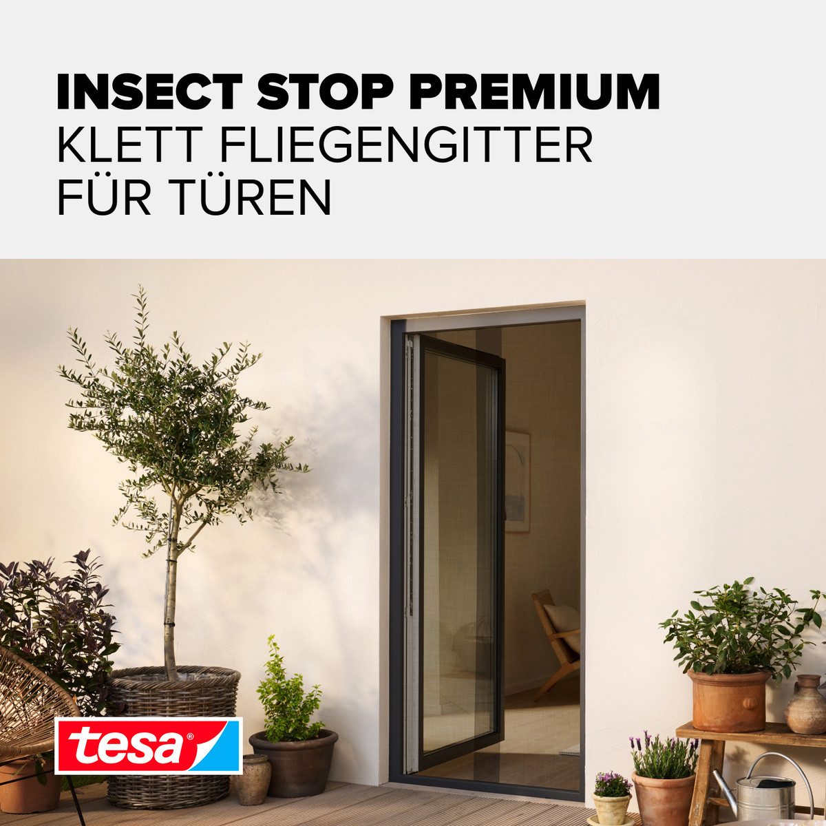 tesa Fliegengitter-Gewebe Premium für Türen - ohne Bohren, (Packung, 1-St., Fliegennetz, Klettband), Insektenschutz mit Klettband, zuschneidbar - ohne Bohren