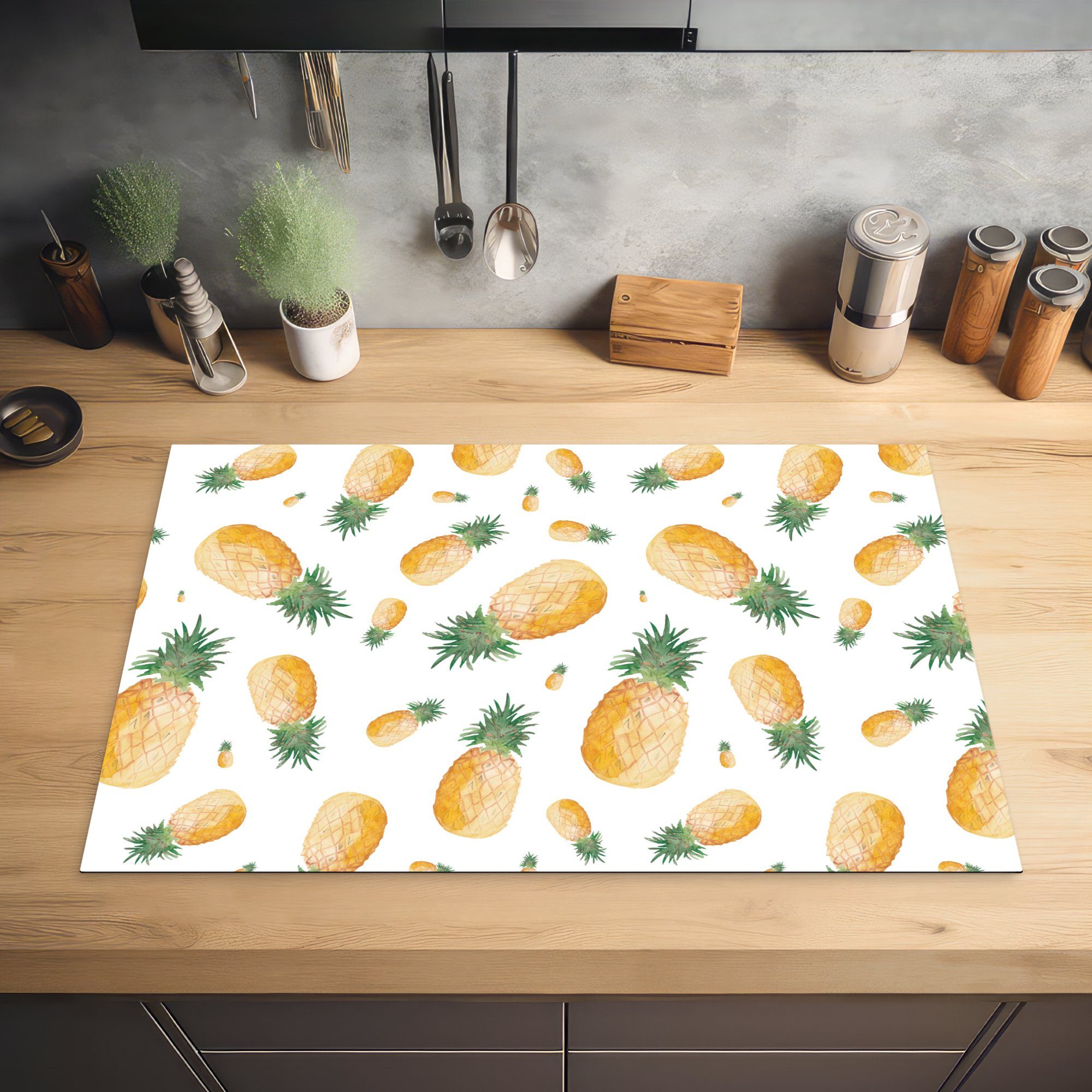 Herdblende-/Abdeckplatte Ceranfeldabdeckung Ananas cm, MuchoWow tlg), Schutz die Vinyl, für Obst Weiß, - (1 81x52 Induktionskochfeld - küche,
