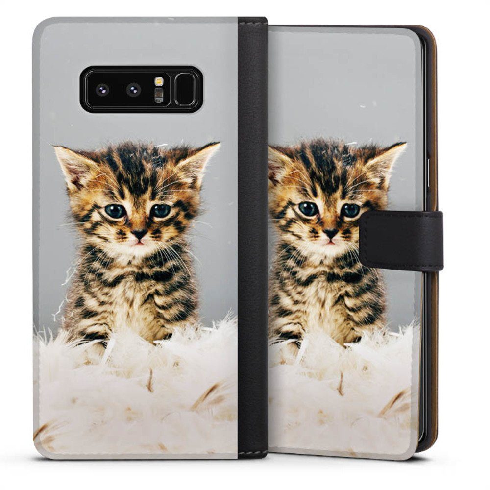 DeinDesign Handyhülle Katze Haustier Feder Kitty, Samsung Galaxy Note 8  Hülle Handy Flip Case Wallet Cover