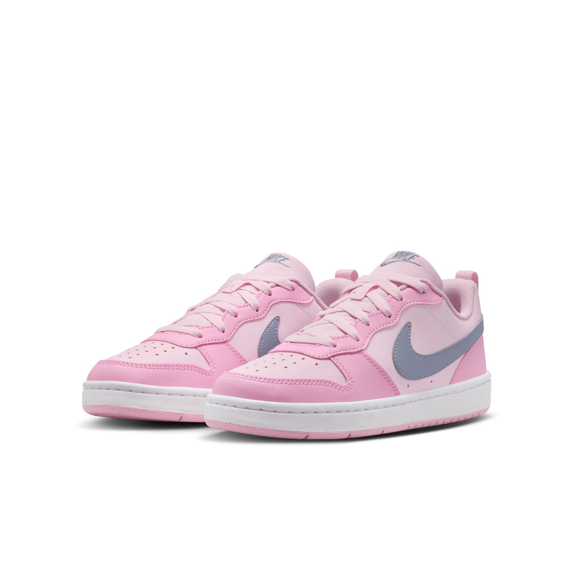 Nike Sportswear Court Borough Low Recraft (GS) Sneaker Design auf den Spuren des Air Force 1
