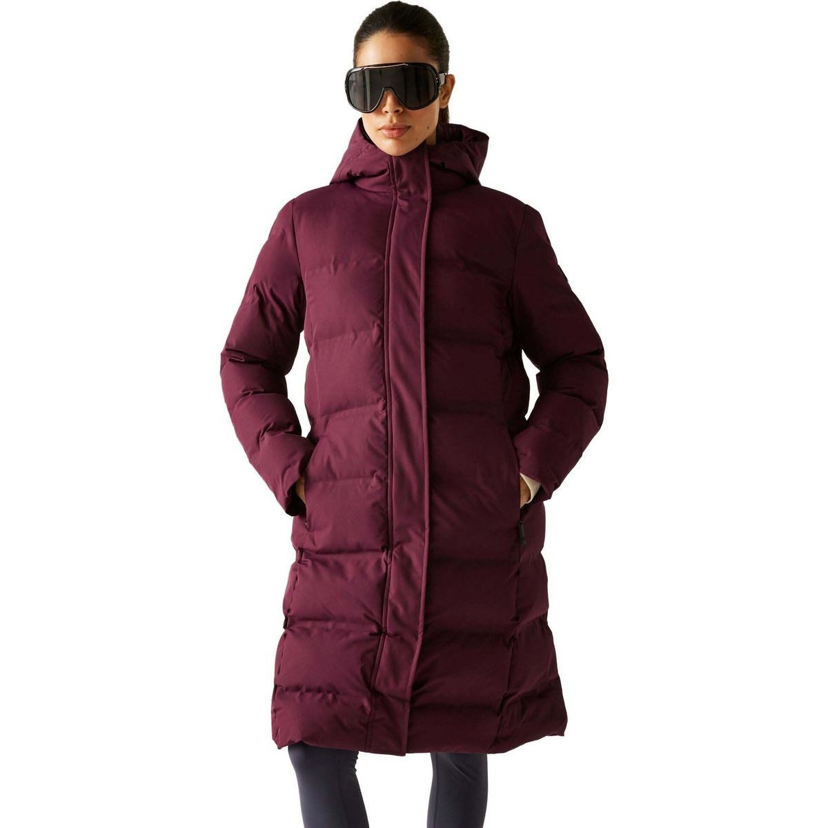 Dare2b Outdoorjacke Wander Jacket Stilvolle Damenjacke mit hoher Wassersäule und robustem Material für