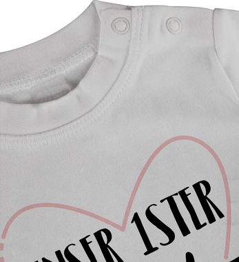 Shirtracer T-Shirt Unser erster Vatertag I Geschenk Vatertag Baby