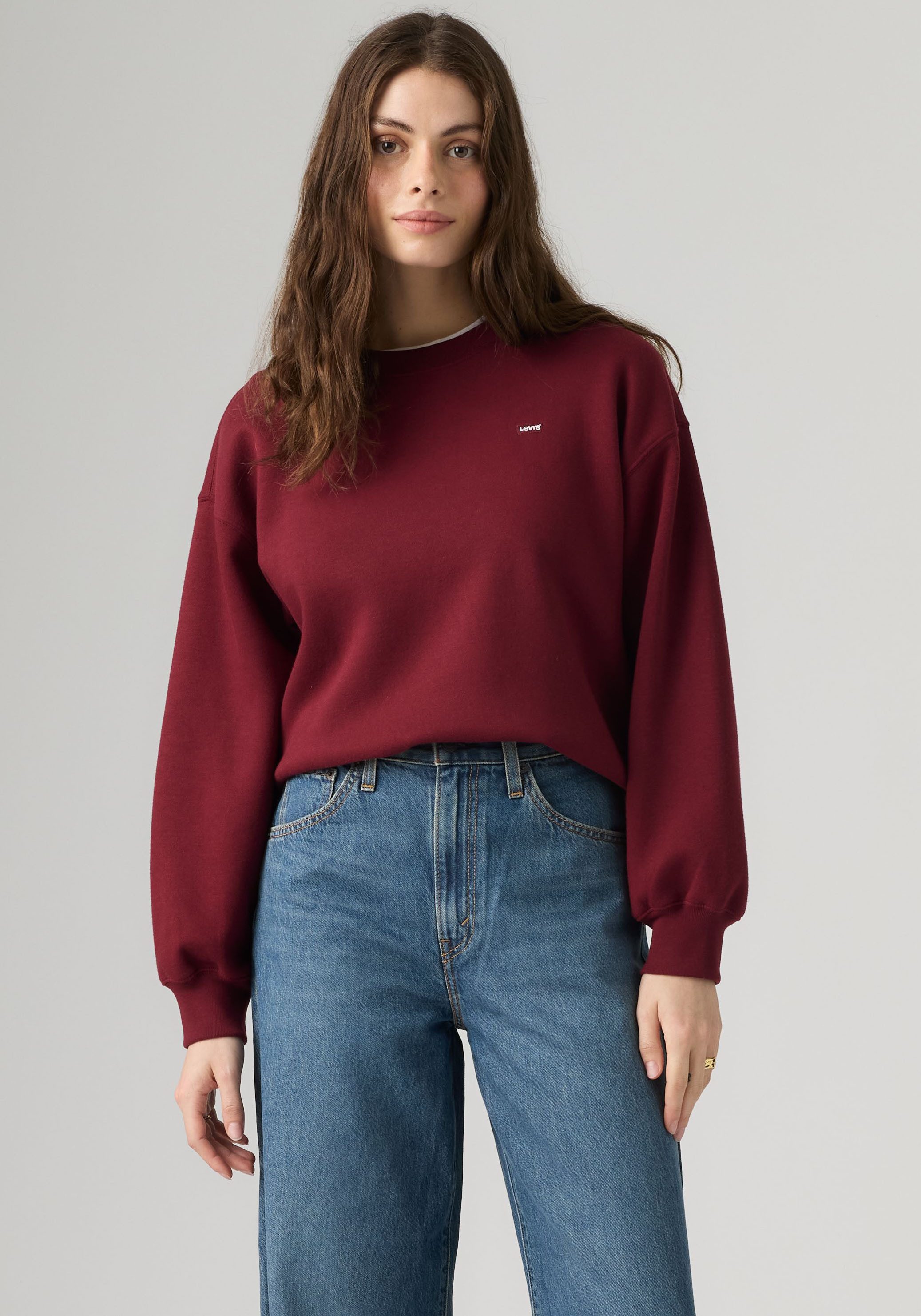 Levi's® Sweatshirt EVERYDAY CREW SWEATSHIRT mit kleinem Logo auf der Brust