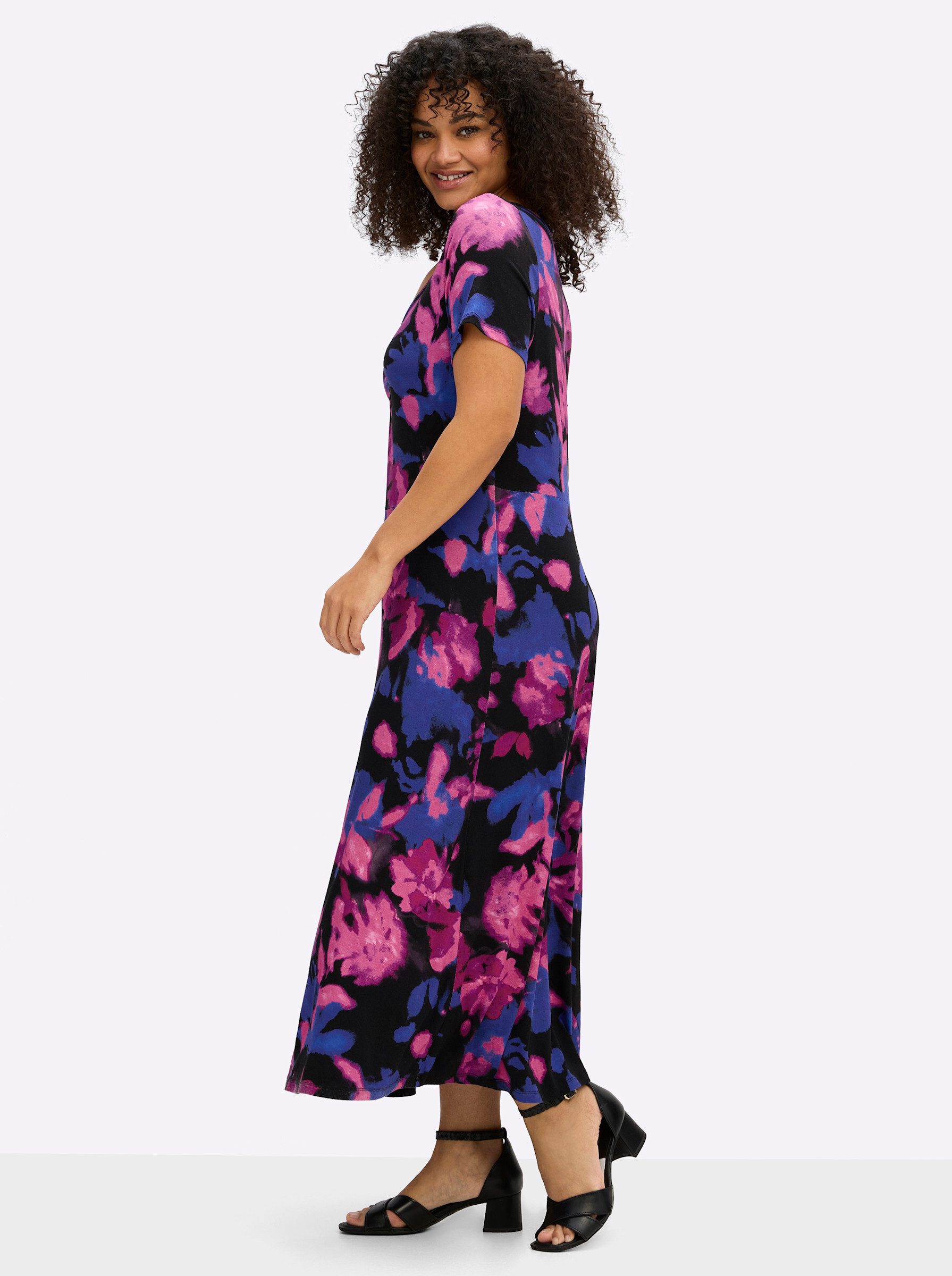 sheego by Joe Browns Jerseykleid Jersey-Kleid Kurzarm – Bild 4 von 5