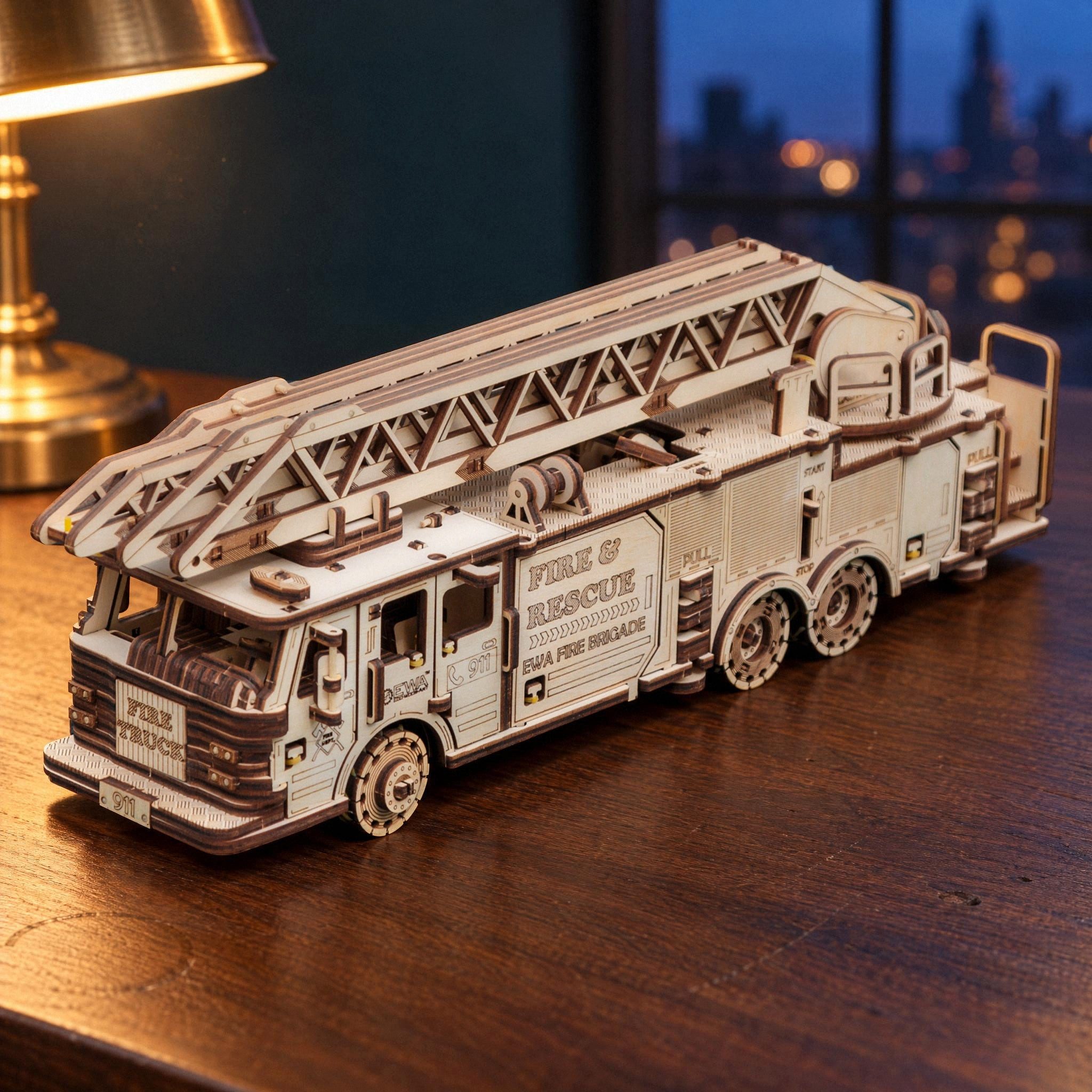 Eco Wood Art Modellbausatz Mechanischer LKW Feuerwehrauto aus Holz, (439-tlg)