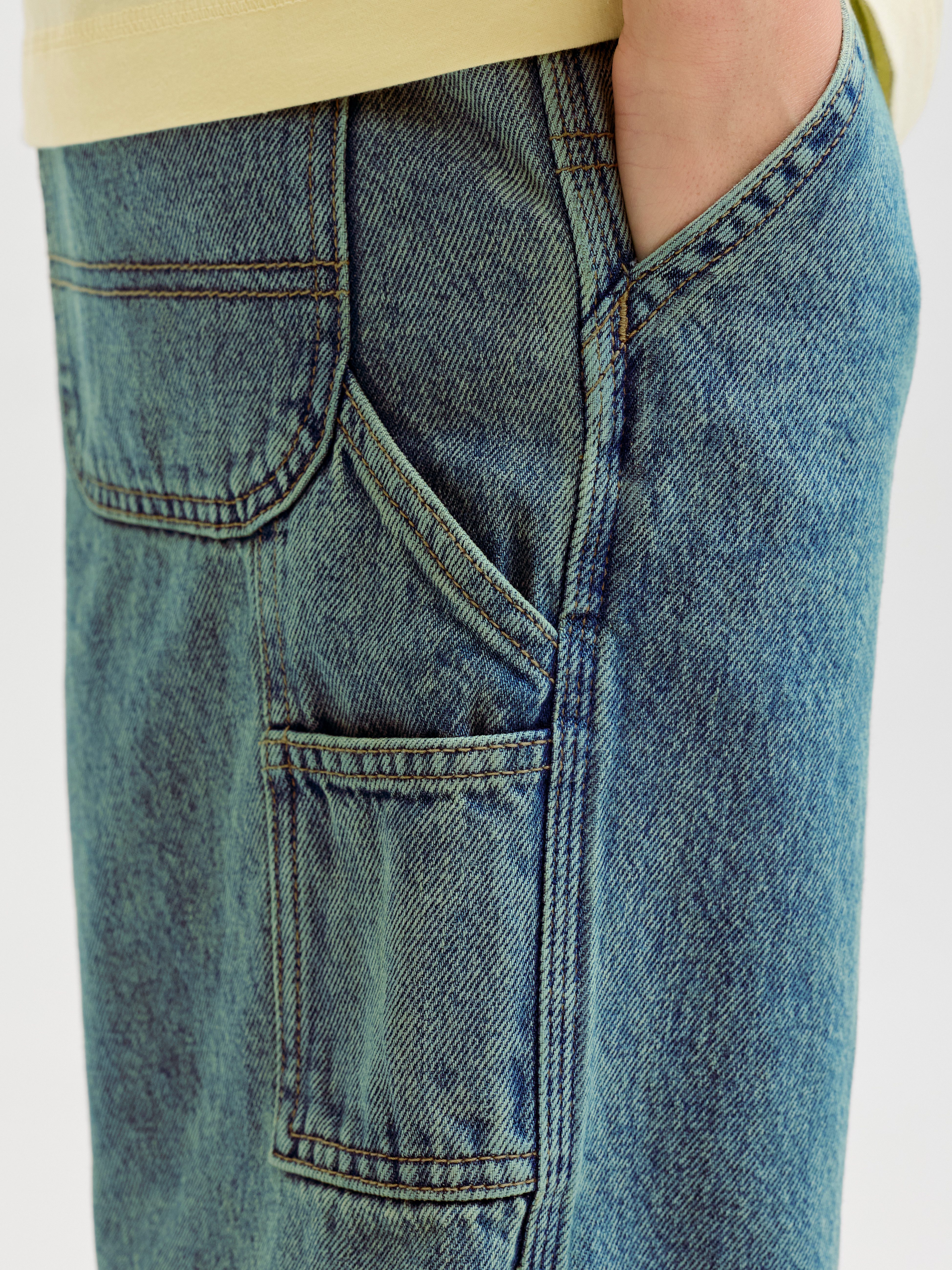 Jack & Jones Junior Shorts JJIALEX JJCARPENTER SHORTS AKM 148 JNR mit auffälliger Waschung – Bild 2 von 5