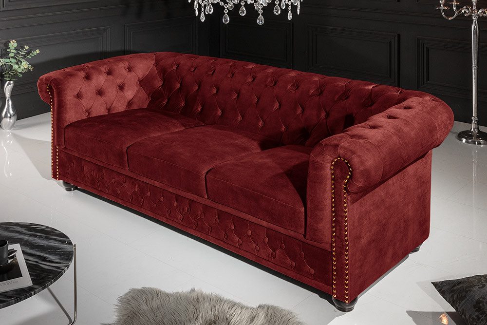 riess-ambiente Sofa CHESTERFIELD 205cm rot - Samt, Federkern-Polsterung, Rundum Bezug, Einzelartikel 1 Teile, 3-Sitzer Couch mit Knopfheftung & Goldnieten - ide – Bild 3 von 5