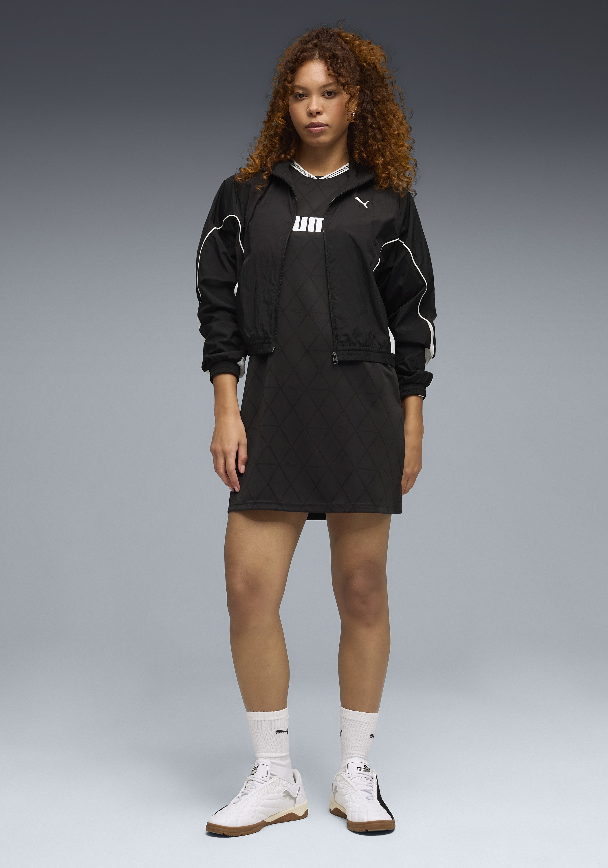PUMA Sweatrock SPORT RELAXED JERSEY DRESS aus atmungsaktivem Material, mit DryCELL-Technologie