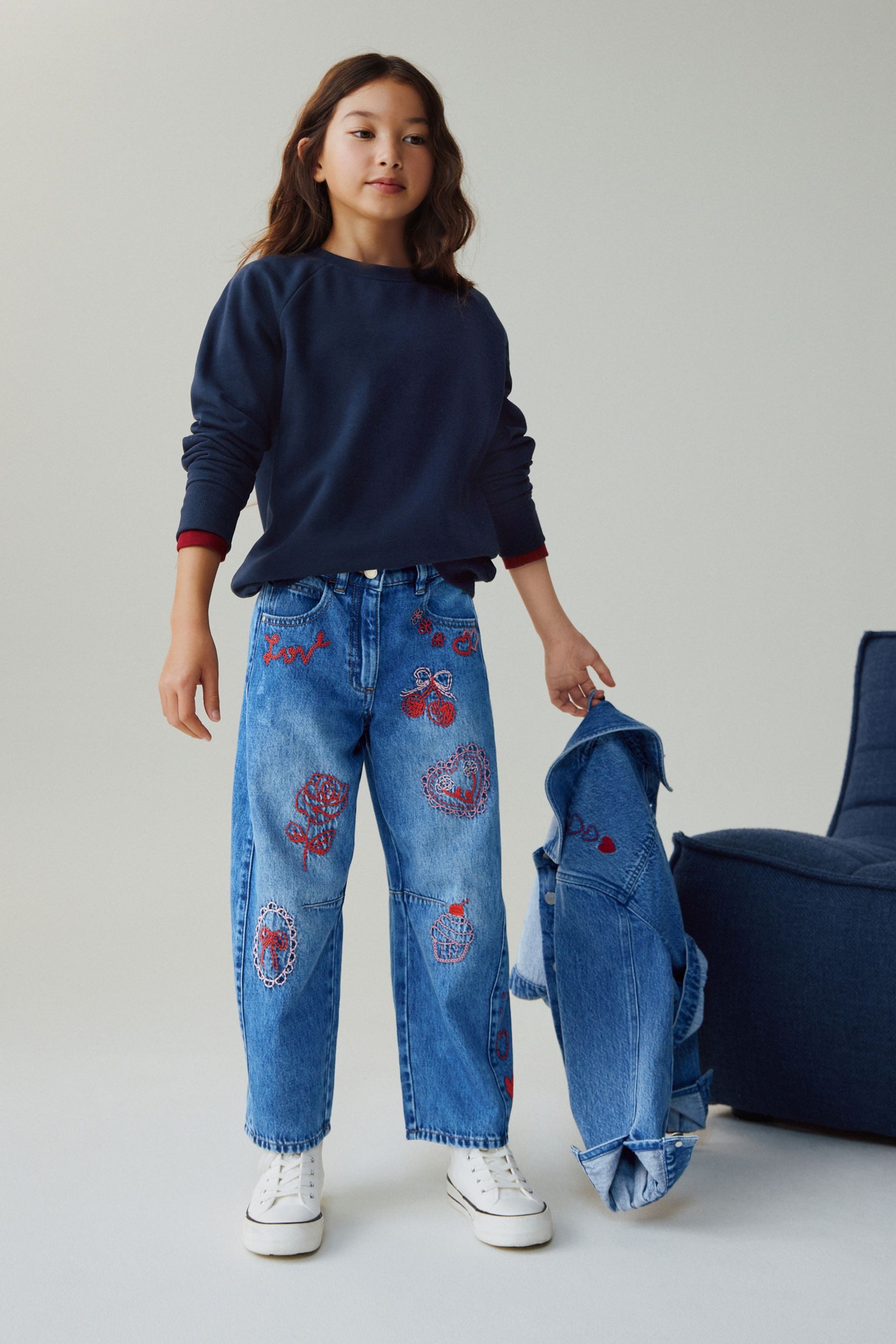 Next Weite Jeans Jeans mit Barrel-Bein und Stickerei (1-tlg)