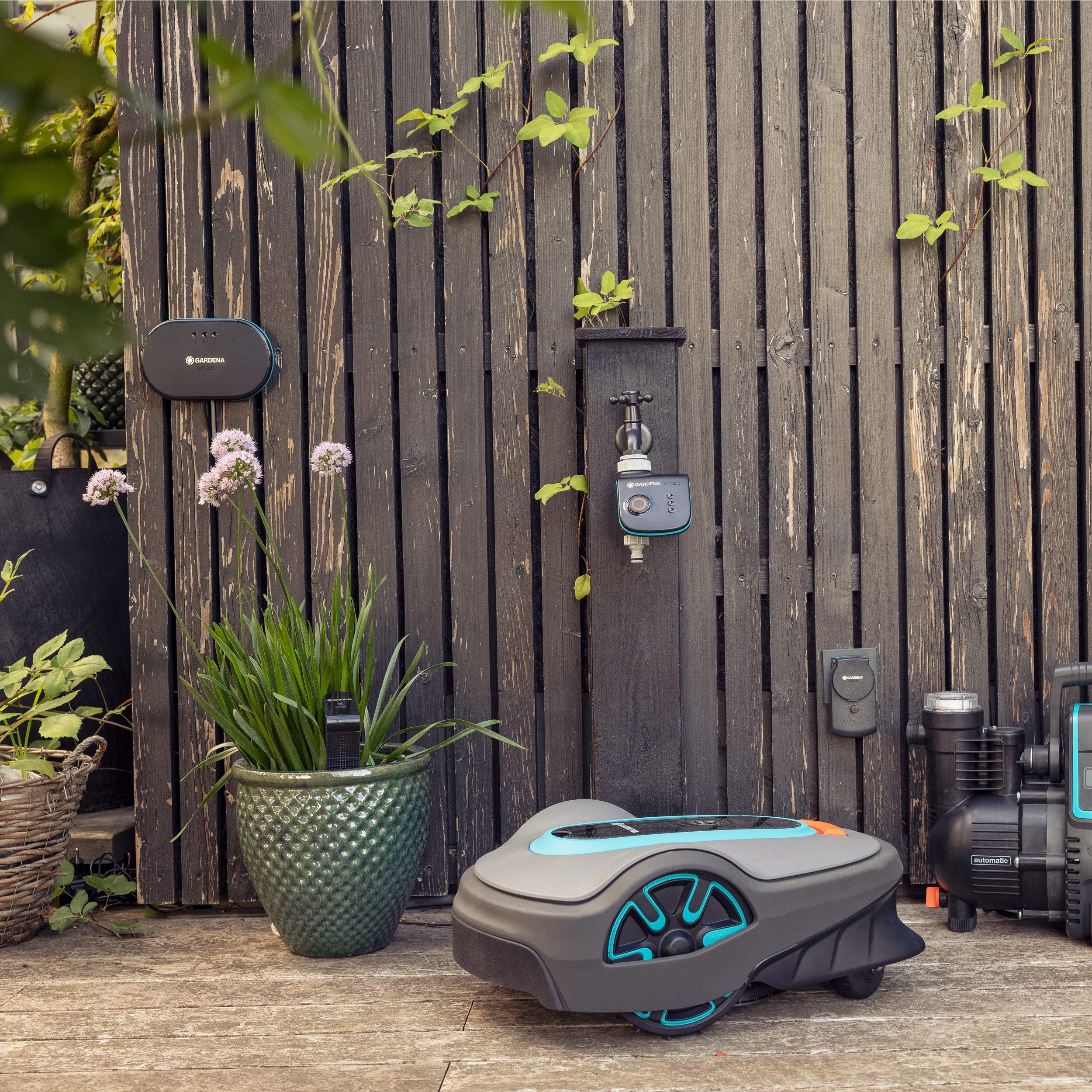 GARDENA smart Gateway Smart-Home-Station, Verbindungsgerät für smart Produkte, bequeme Steuerung per App