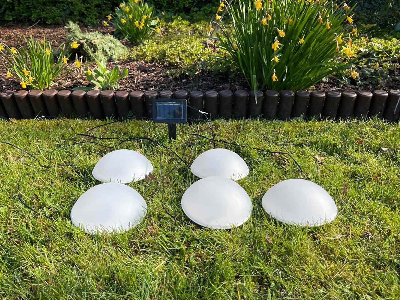 Coen Bakker LED Solarleuchte, LED, warmweiß, Halbkugeln weiß gefrostet 5 Stück warmweiß