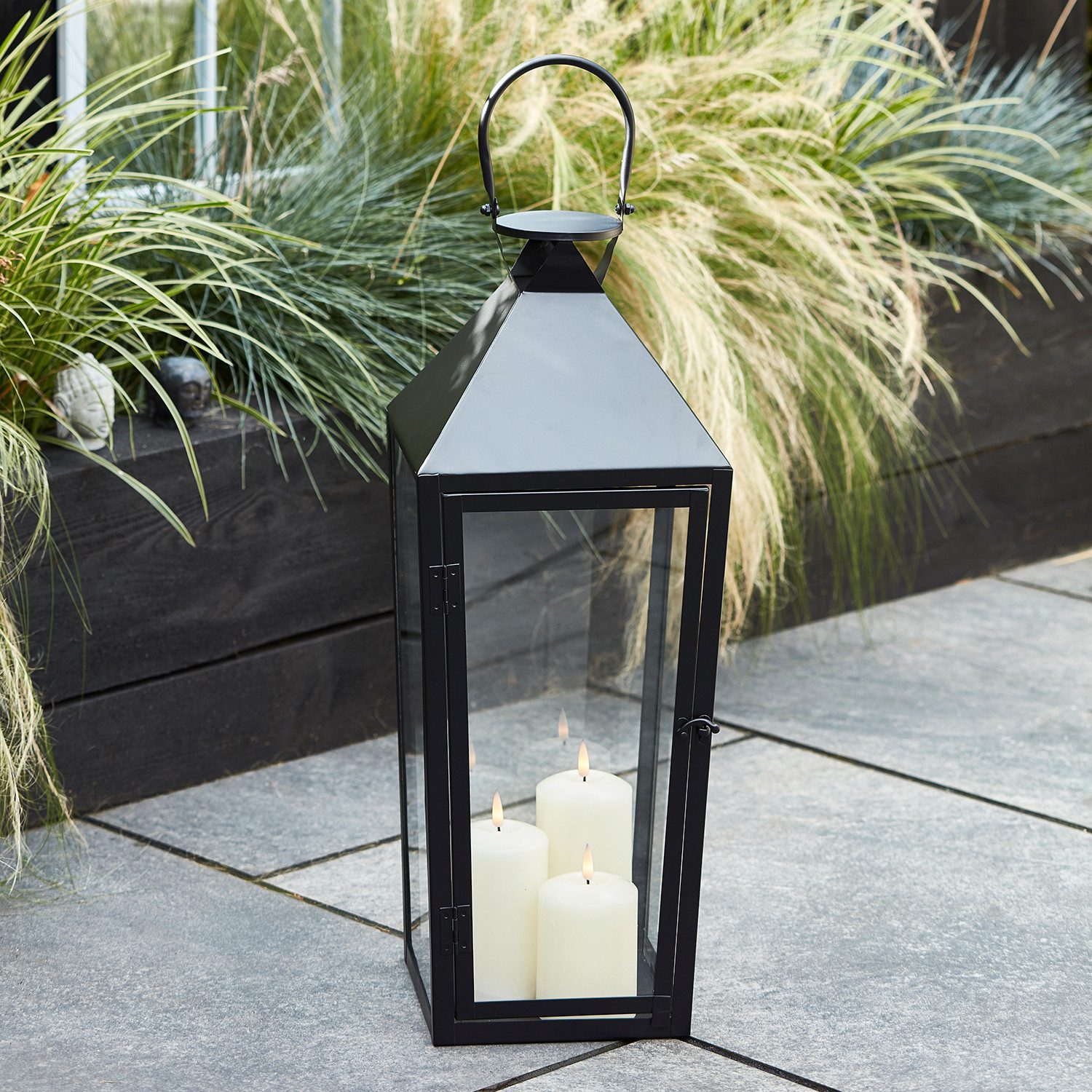 Lights4fun LED Laterne Große Cairns Metall Laterne in Schwarz mit 3 TruGlow® Outdoor Kerzen