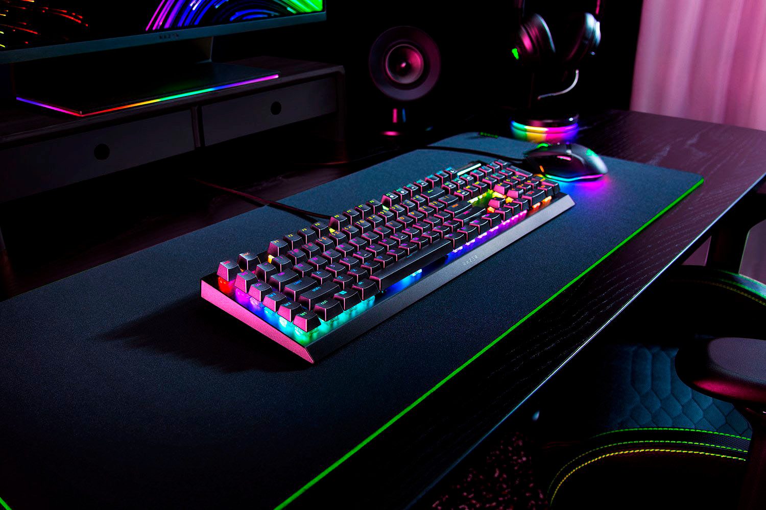 RAZER BlackWidow V4 X - Grün Switch - DE Tastatur
