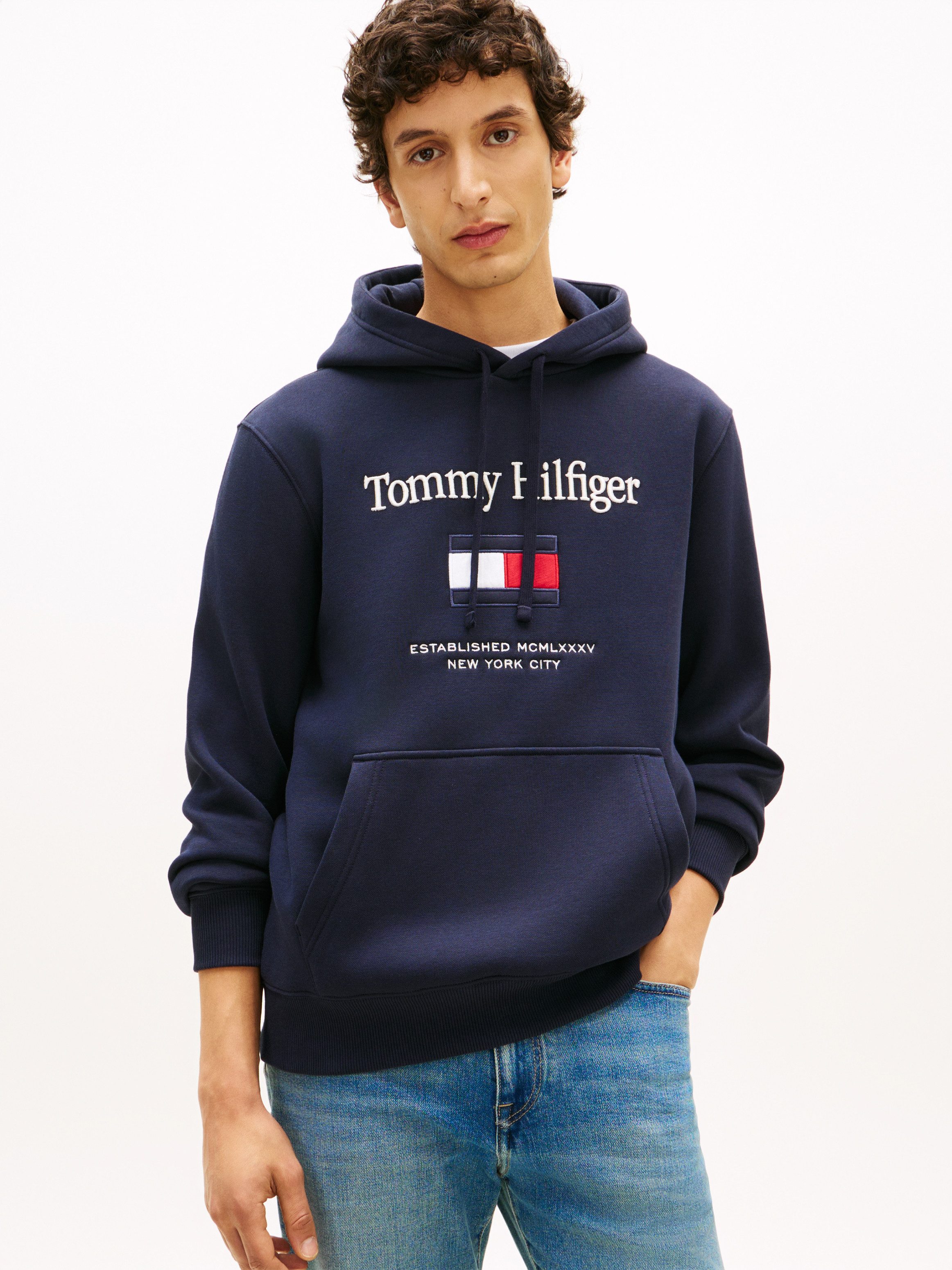 Tommy Hilfiger Hoodie TOMMY EMBRO FLAG normale Passform, Stickerei