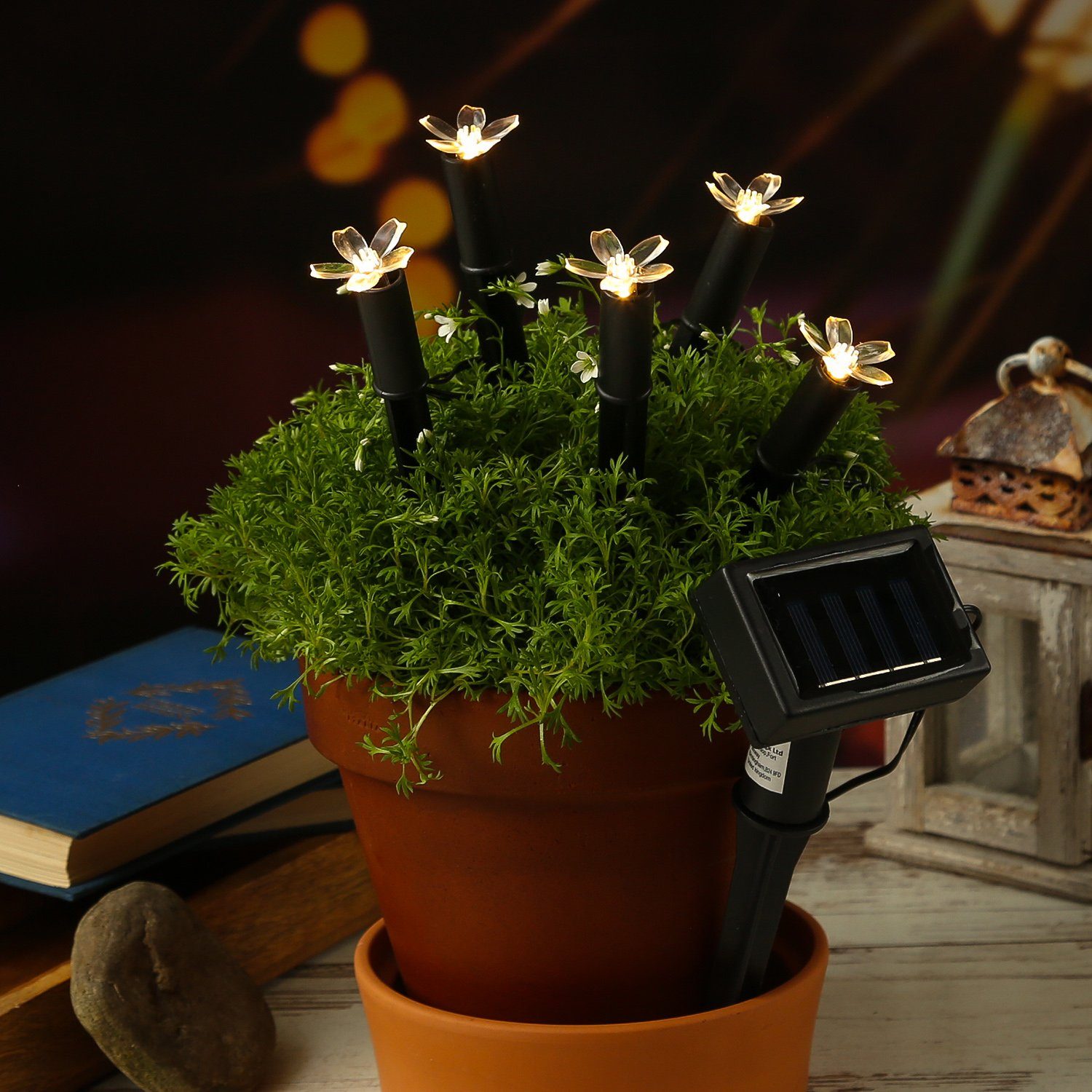 Blumentopfdeko Blumen Solar 3000K) Classic, Solarleuchte Beetstecker LED MARELIDA LED warmweiß Lichterkette Gartendeko, bis LED (2100K