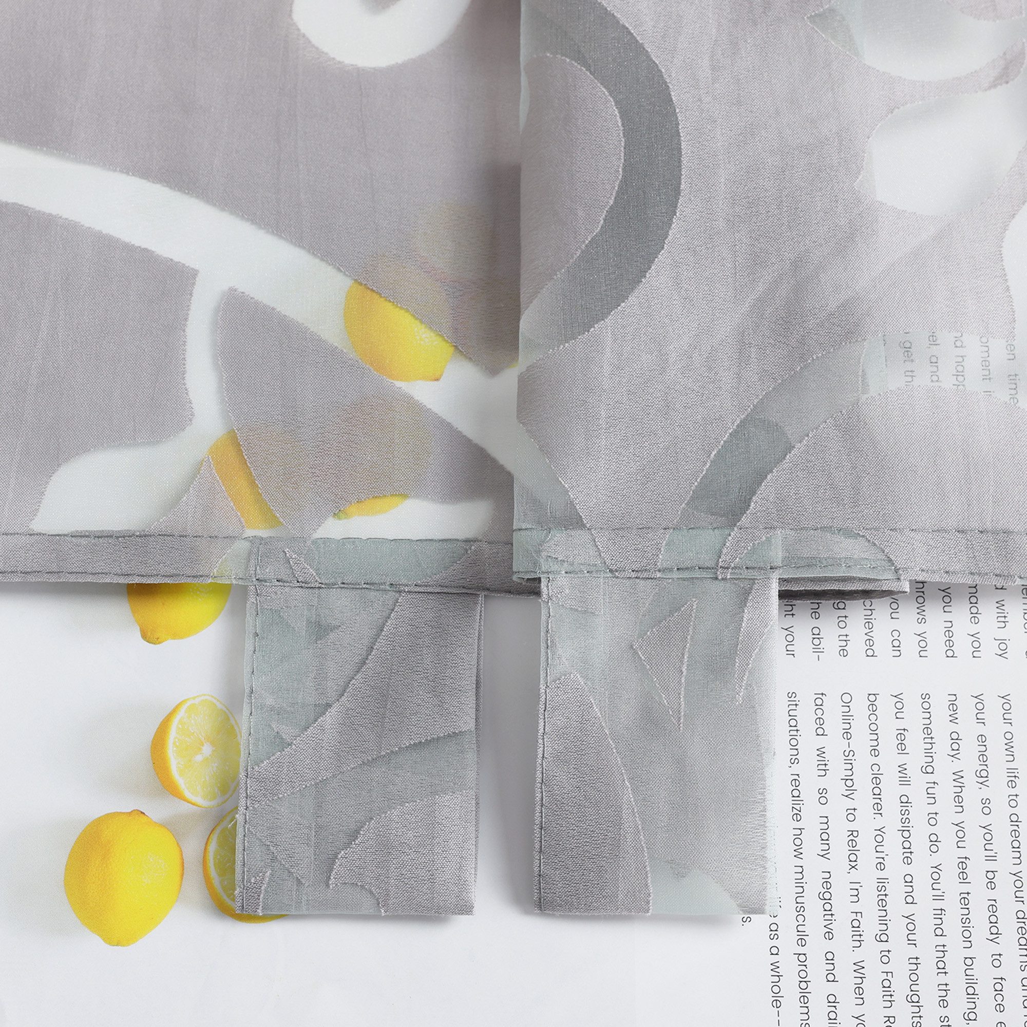 Joyswahl Scheibengardine Bistrogardine Kurzstore im Landhausstil (1 St), Schlaufen, transparent, Voile, Ausbrenner mit großem Rankenmuster für Küche und Esszimm – Bild 5 von 5