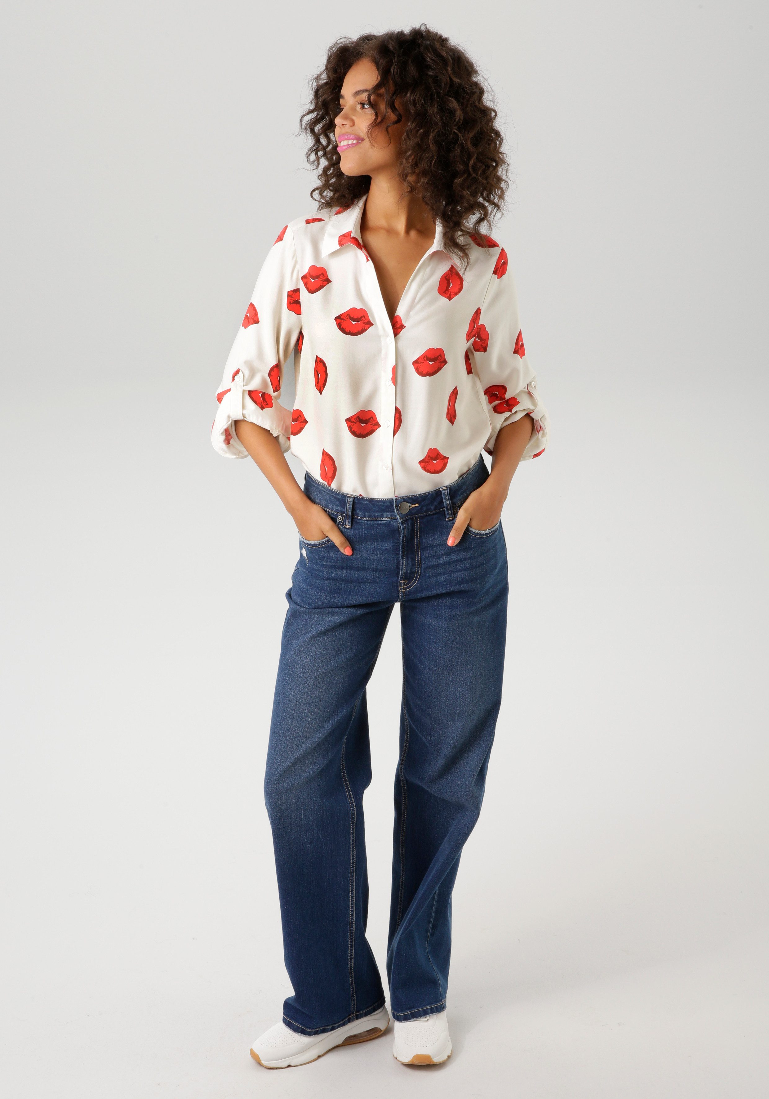 Aniston CASUAL Hemdbluse mit verführerischen Kussmündern bedruckt