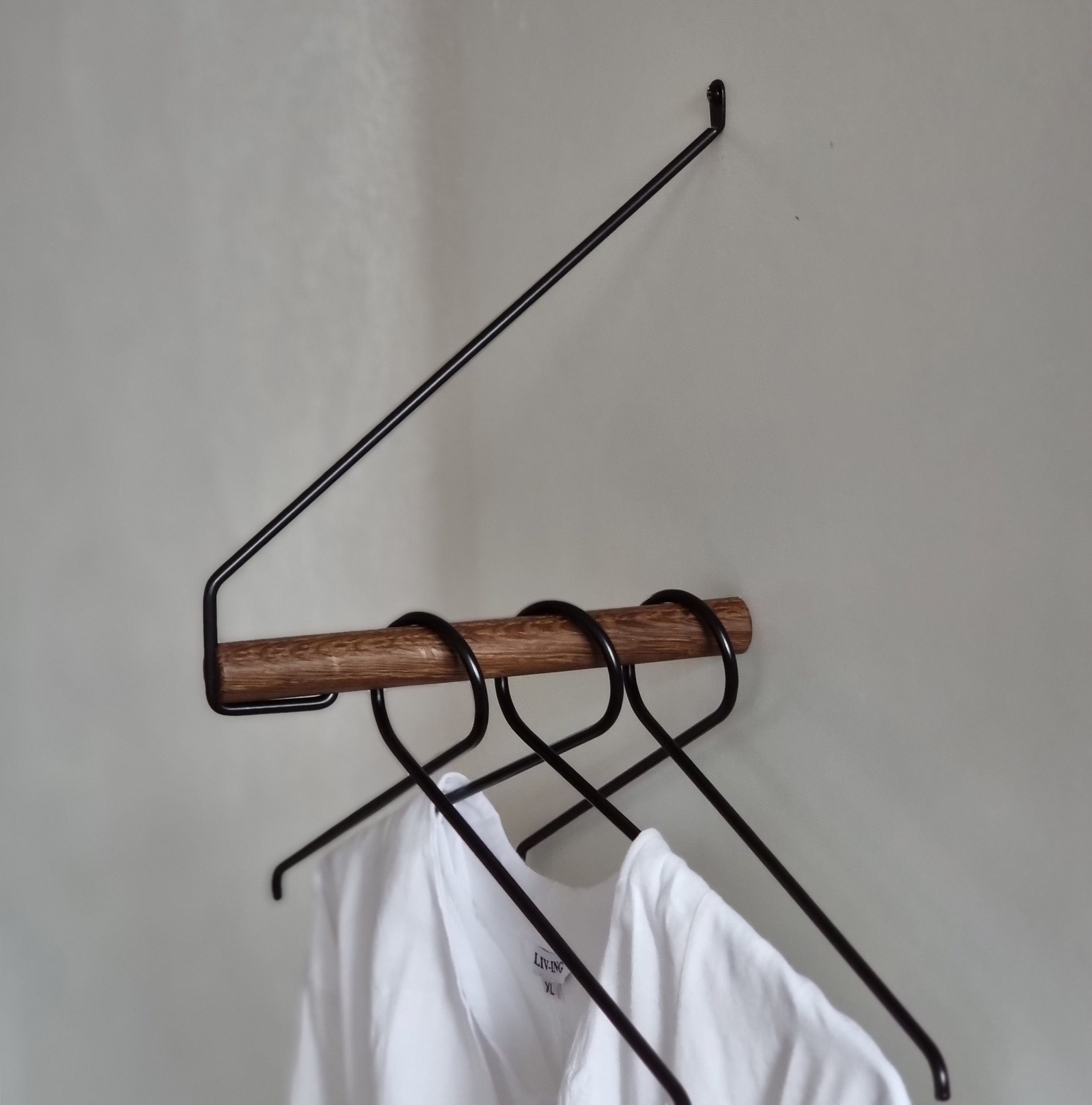Nordic Function Шафиstange Garderobe "ADD MORE" aus Eichenholz und Metall, minimalistisch skandinavischer Stil, verschiedene Farbvarianten