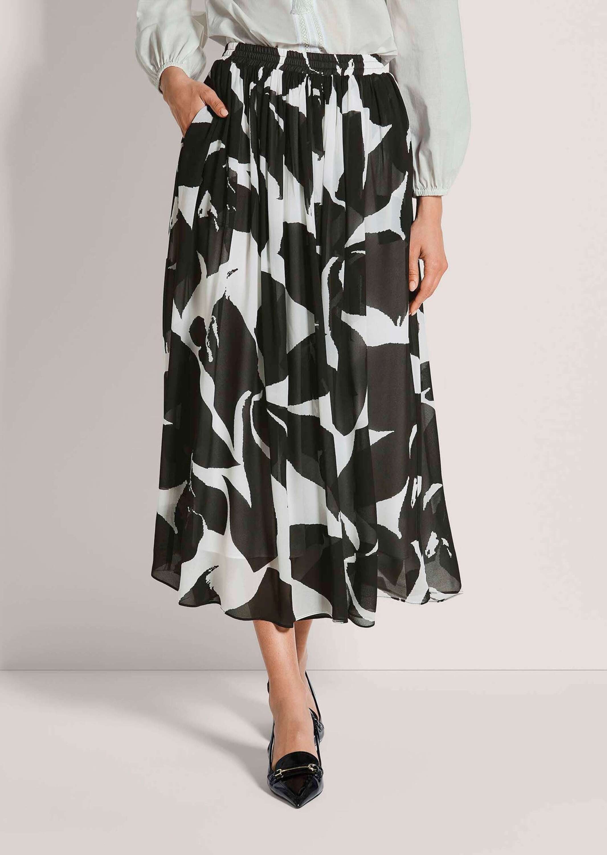 MADELEINE Maxirock Druckrock mit floralem Muster Faltenrock mit Schlupfbund, Taschen und Wadenlänge