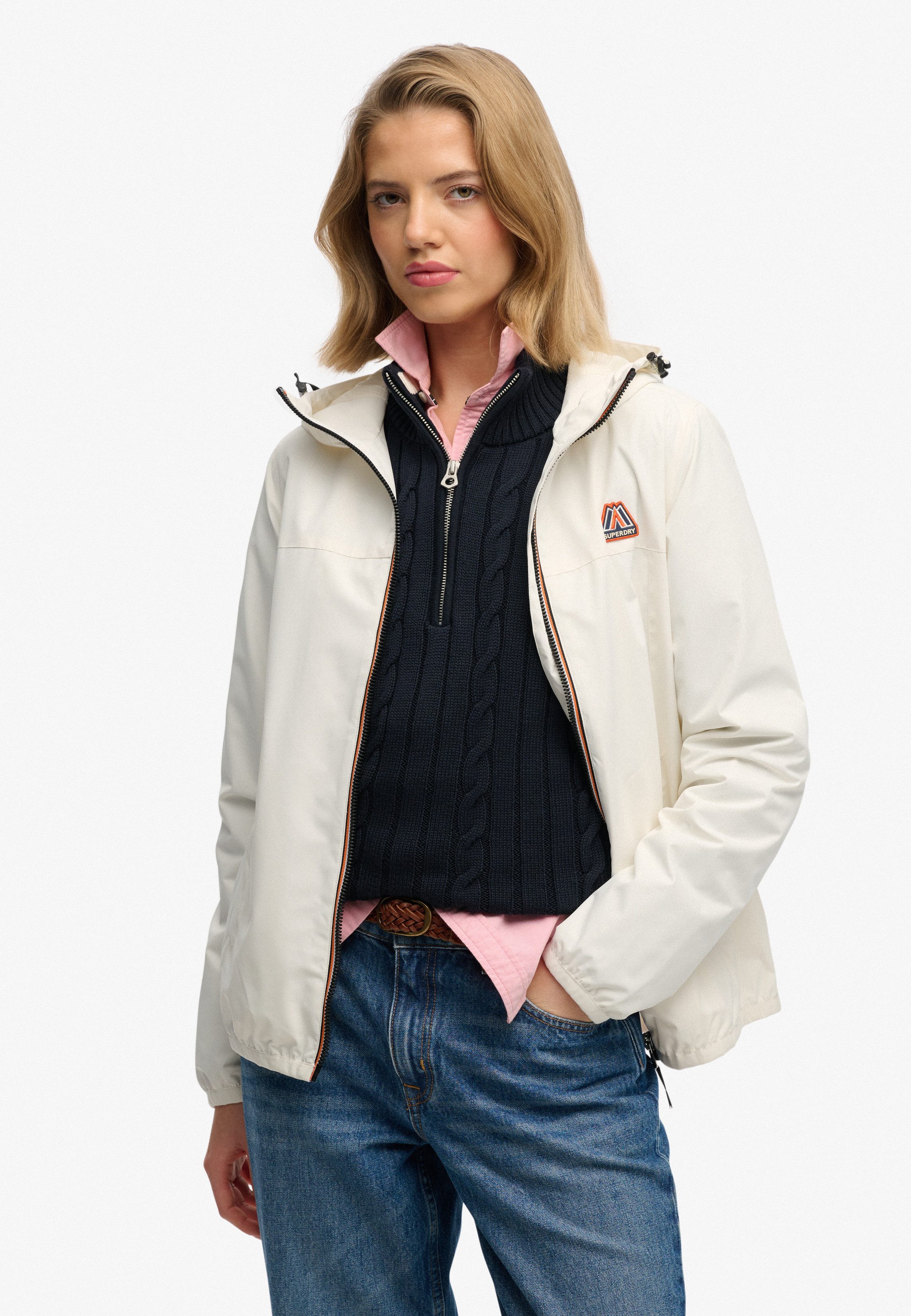 Superdry Outdoorjacke ESSENTIAL TRI WINDBREAKER JKT Loose Fit, mit hochschließendem Kragen, aus Polyester