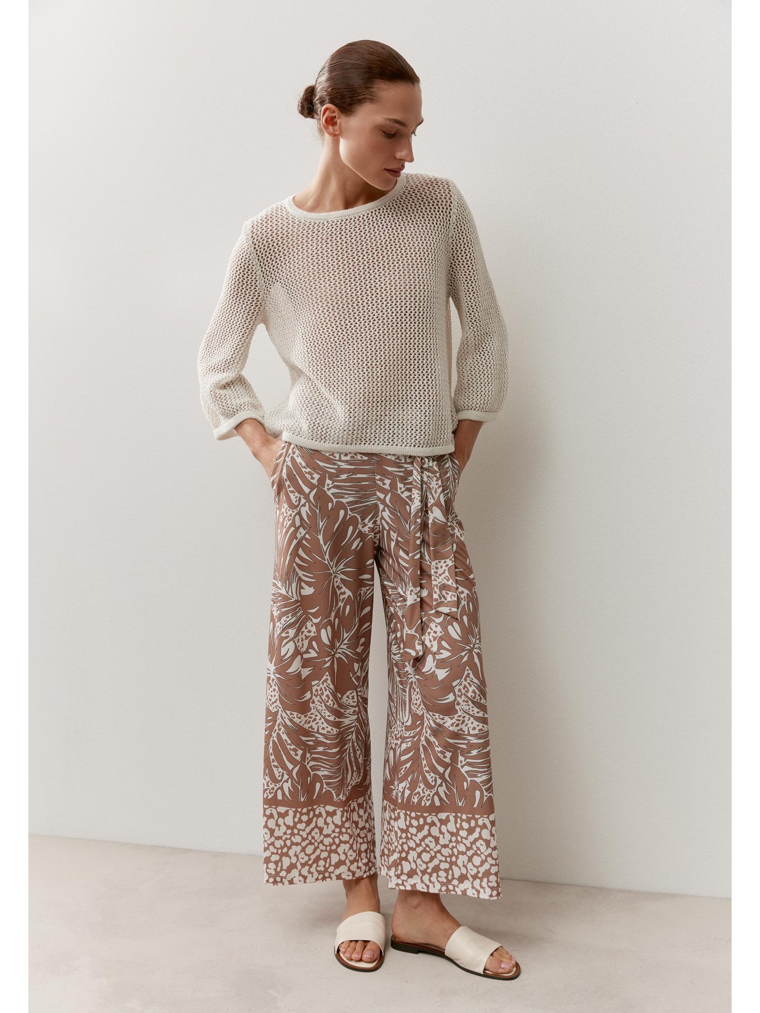 MORE&MORE Rundhalspullover transparenter Glanz-Lochstrick-Pullover günstig online kaufen