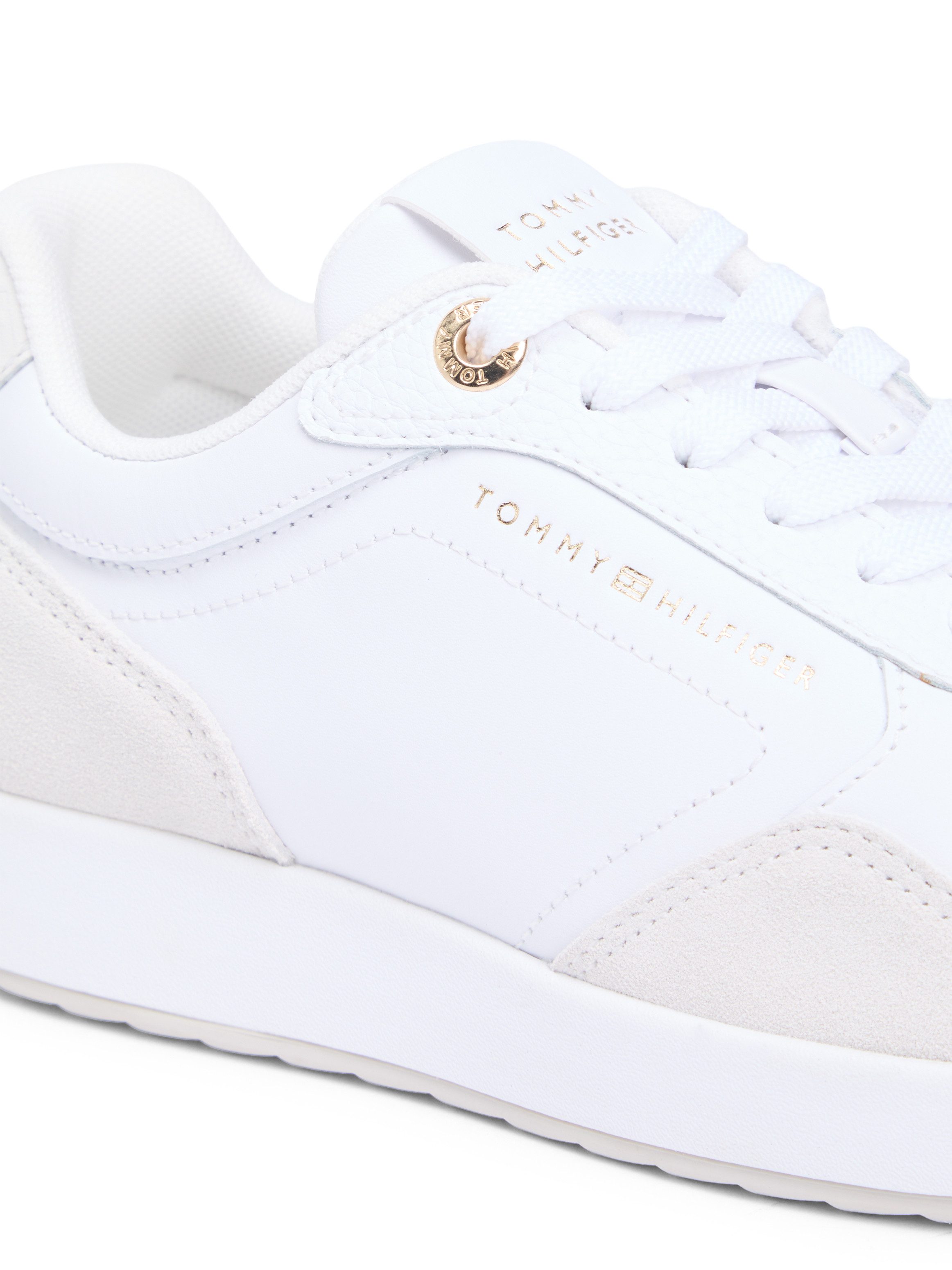Tommy Hilfiger MONOGRAM MIX MATERIAL RUNNER Plateausneaker, Freizeitschuh, Halbschuh, Schnürer mit seitlichem Logoschriftzug