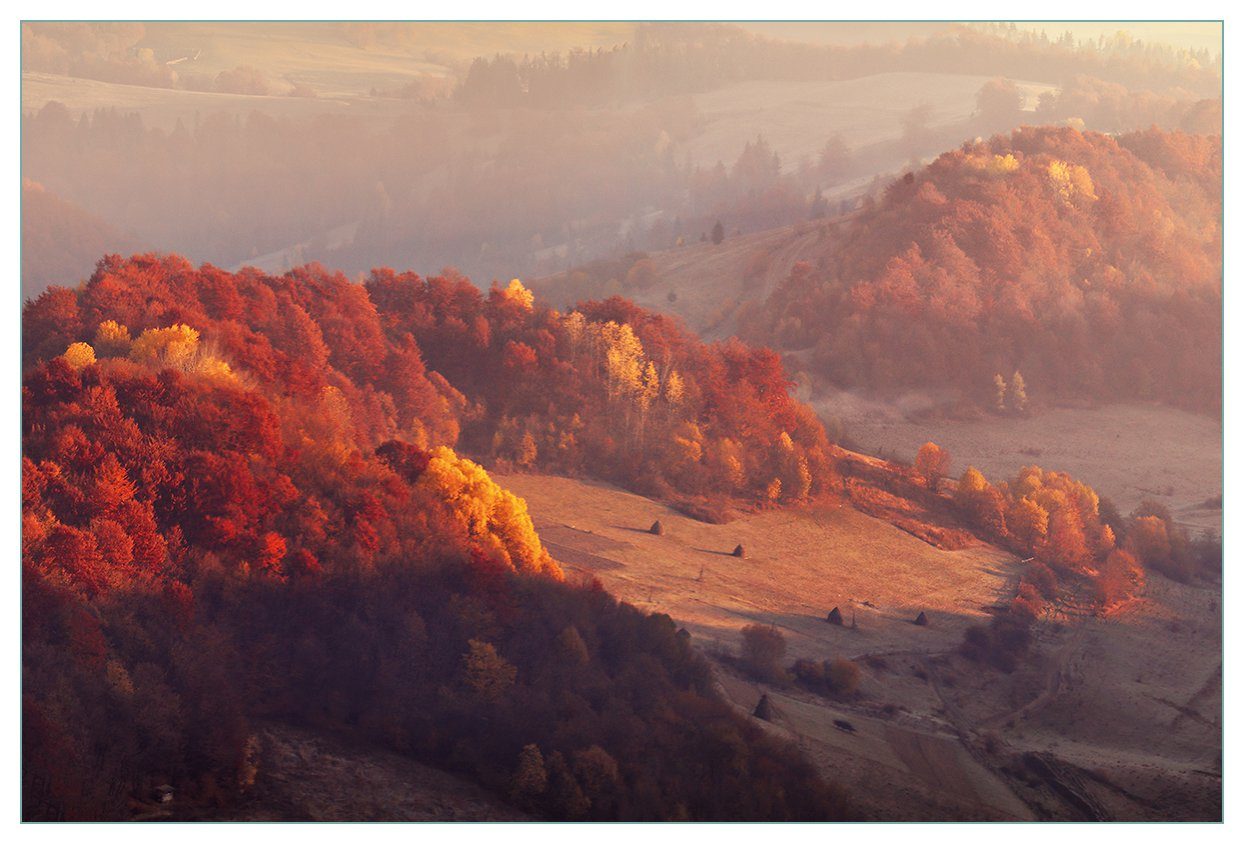 Wallario Küchenrückwand Herbstliche Berggipfel im Morgenlicht, (1-tlg)