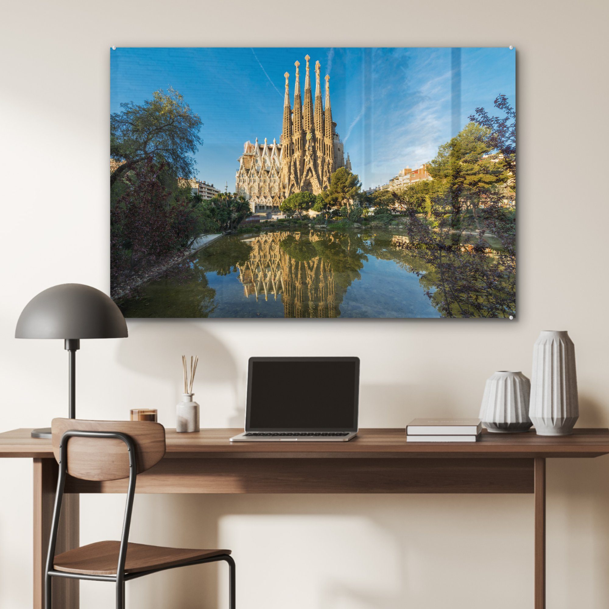 MuchoWow Acrylglasbild Sagrada Familia an Schlafzimmer Wohnzimmer Barcelona, & (1 Acrylglasbilder einem in St), Nachmittag