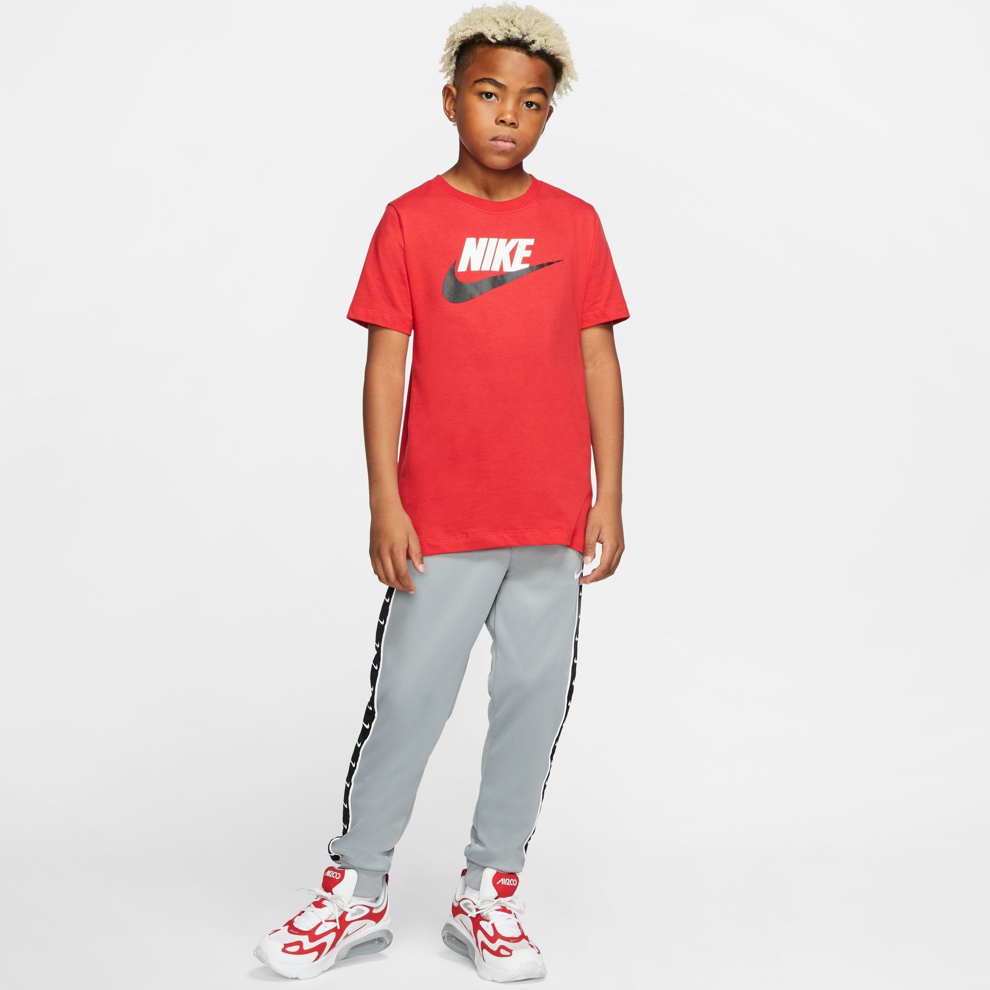 Nike KIDS' UNIVERSITY RED/BLACK COTTON BIG T-SHIRT Sportswear T-Shirt