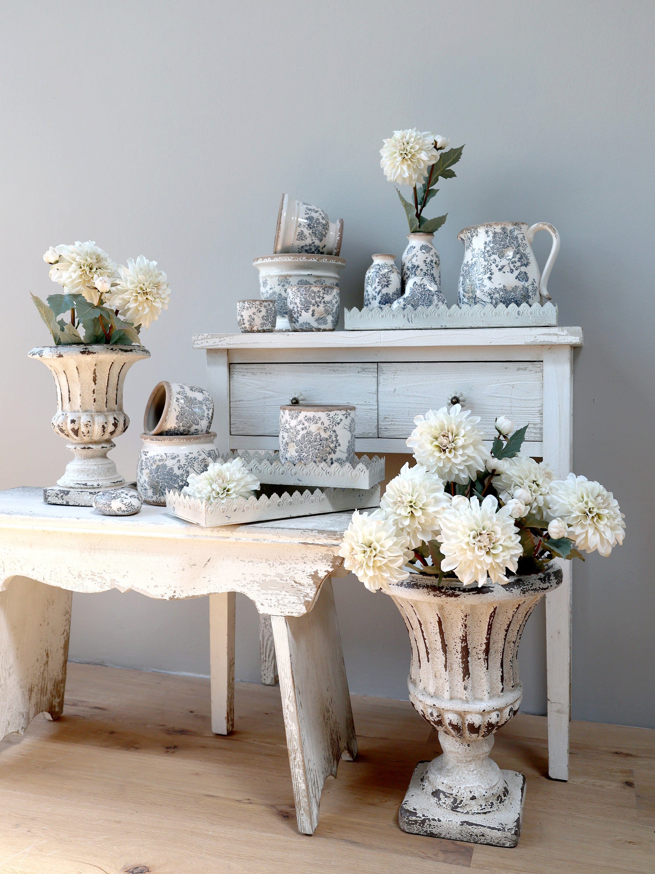 Chic Antique Dekovase Chic Antique Empore / Blumen Übertopf – Antique Creme