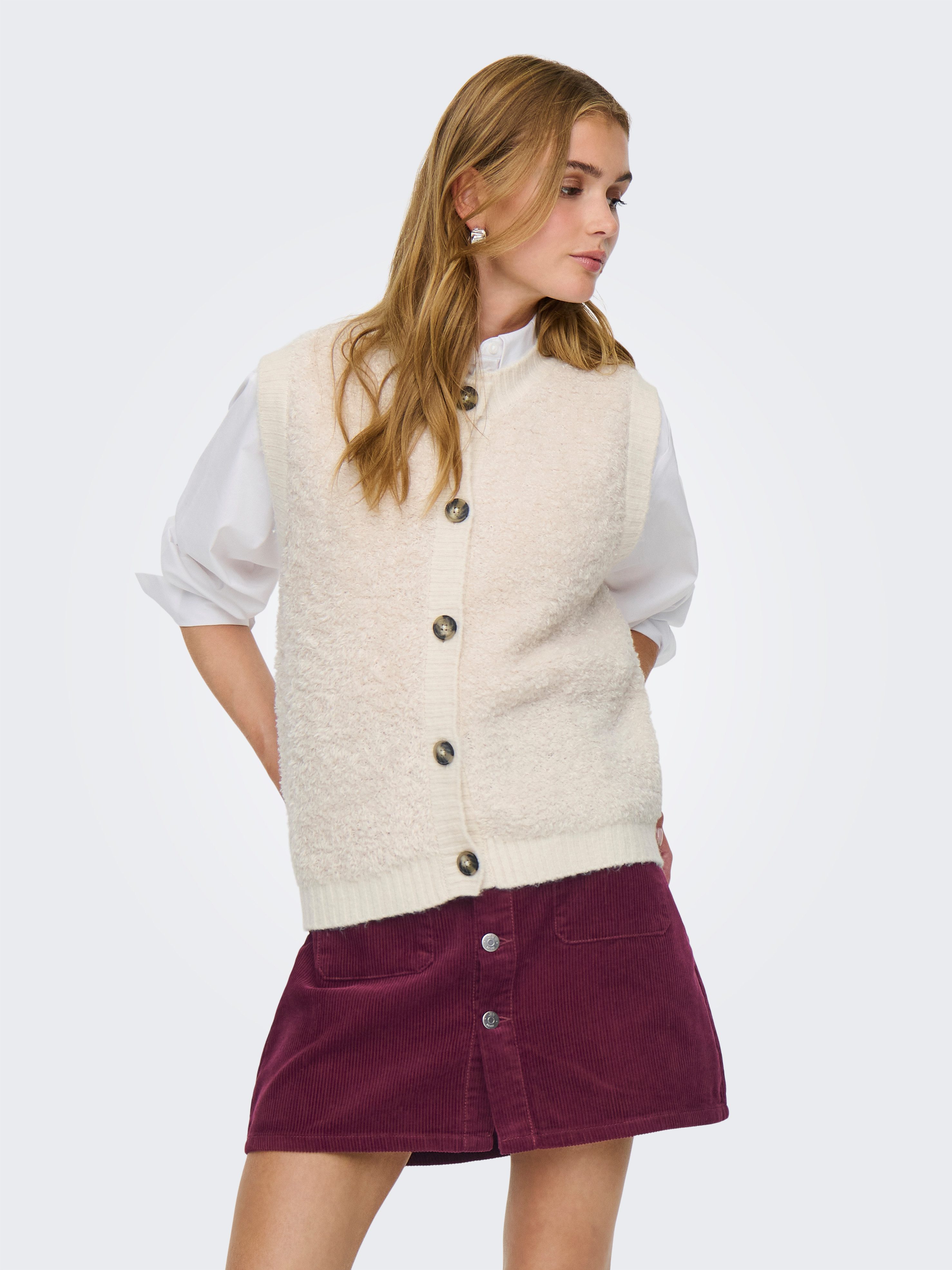 JDY Strickweste JDYEIRA LIFE S/L O-NECK BUTTON VEST KNT günstig online kaufen