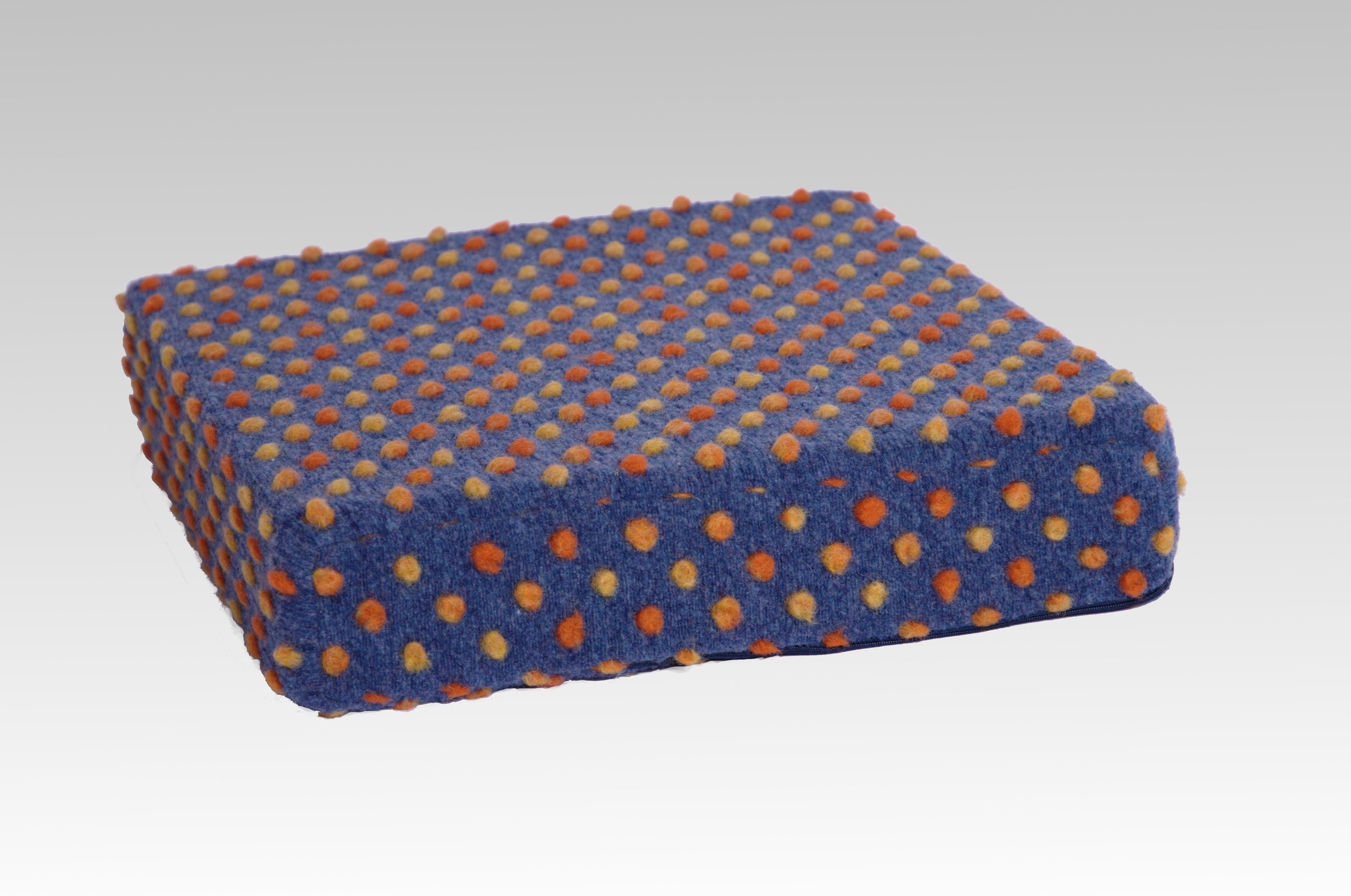 Licardo Sitzkissen Sitzerhöhung Wolle Noppen blau 40/40/10 cm