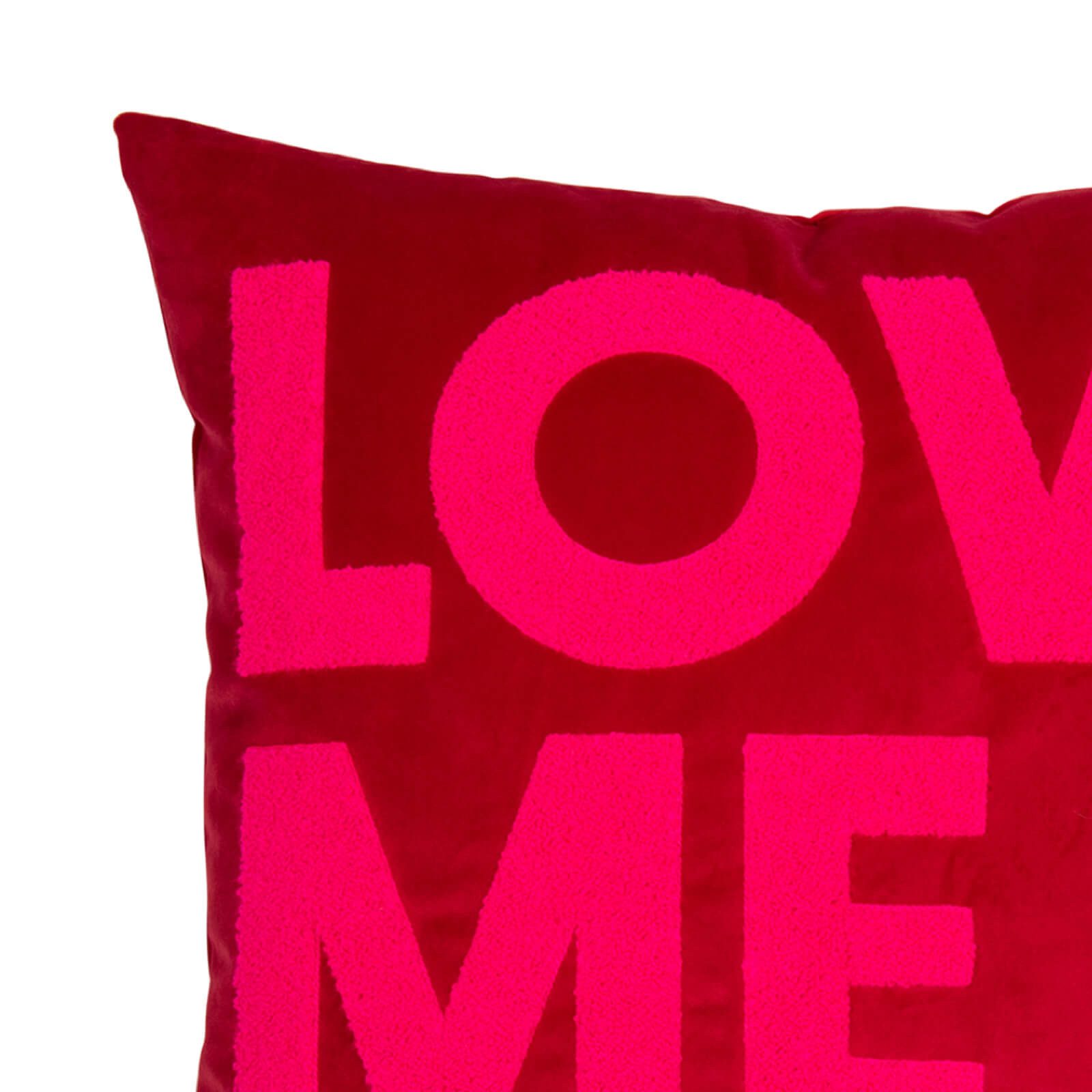 PAD Dekokissen Letters Love me Pink-Red, Schriftzug günstig online kaufen