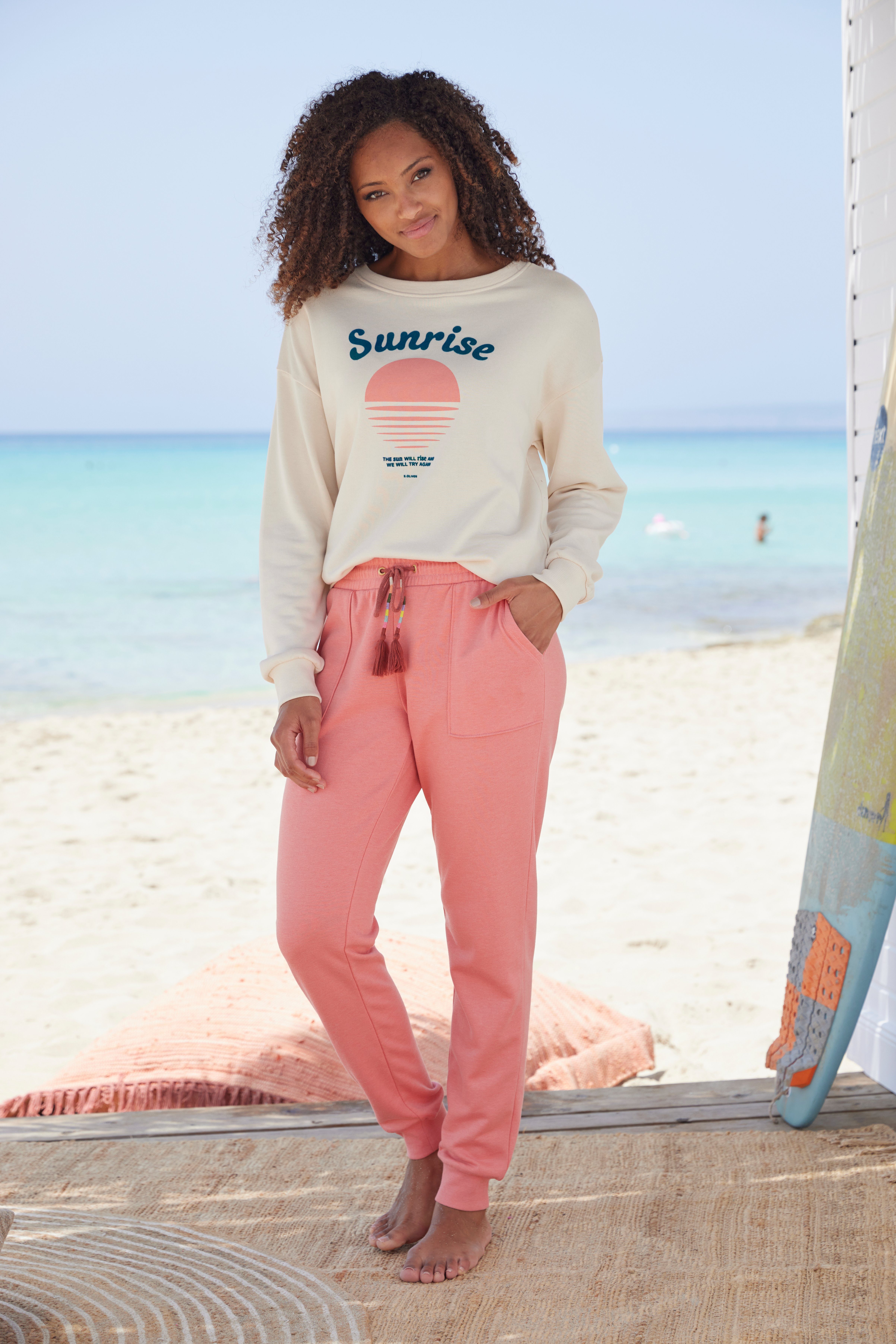 Vivance by Lascana Sweathose Relaxhose, Loungehose mit aufgesetzten Taschen, Loungewear