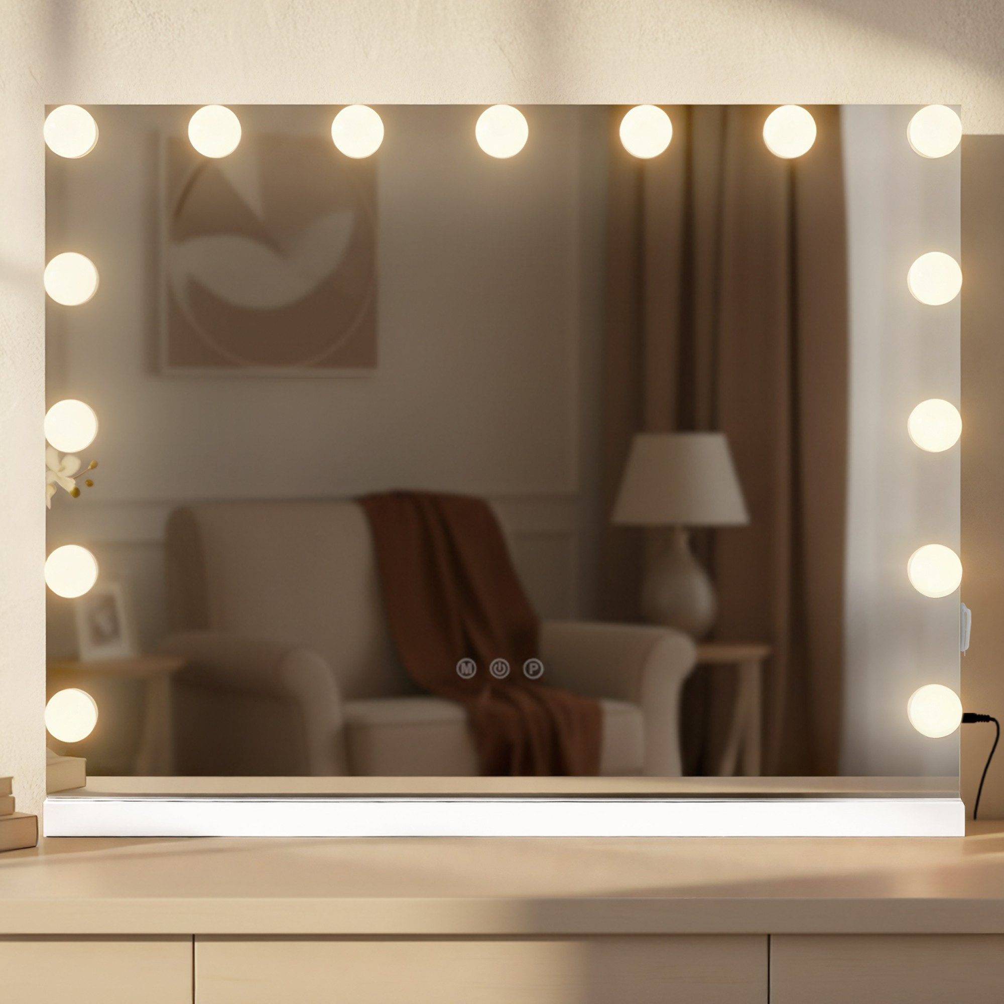 CLP Schminkspiegel Marlene (1er), dimmbare LED, 10-fache Vergrößerung, USB-Port