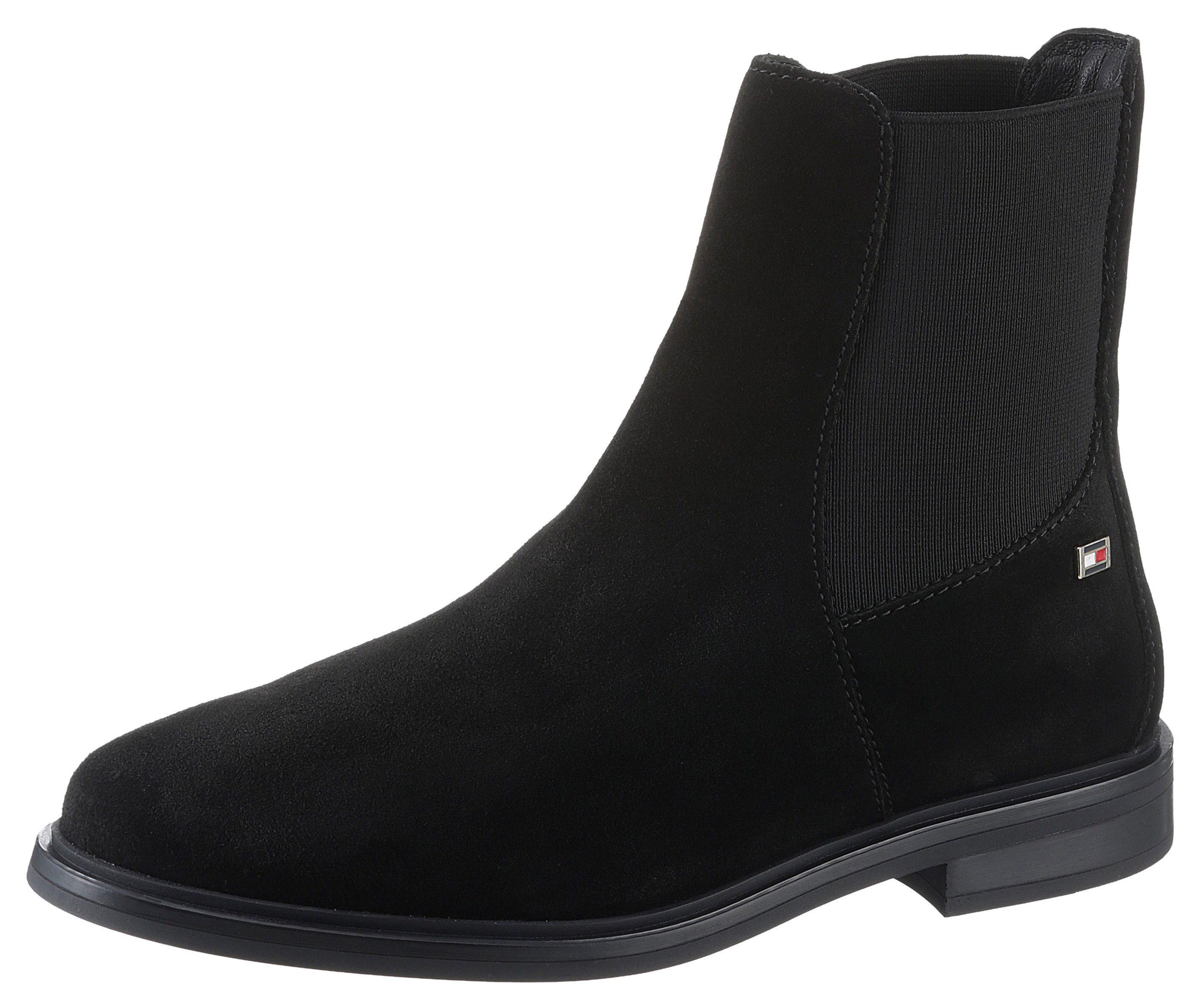 Tommy Hilfiger FLAG SUEDE LOW CHELSEA Chelseaboots, Blockabsatz, Businessschuh, Stiefelette mit seitlicher Logoflag