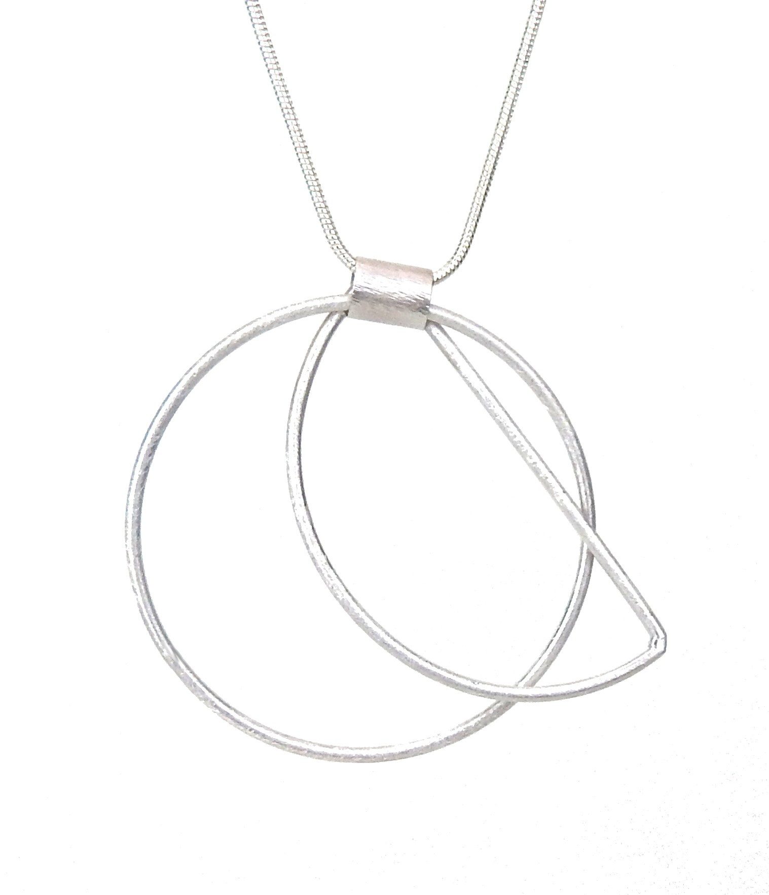 Ella Jonte Lange Kette, Urbane Halskette mit modernem Ring-Anhänger im Geometric-Look